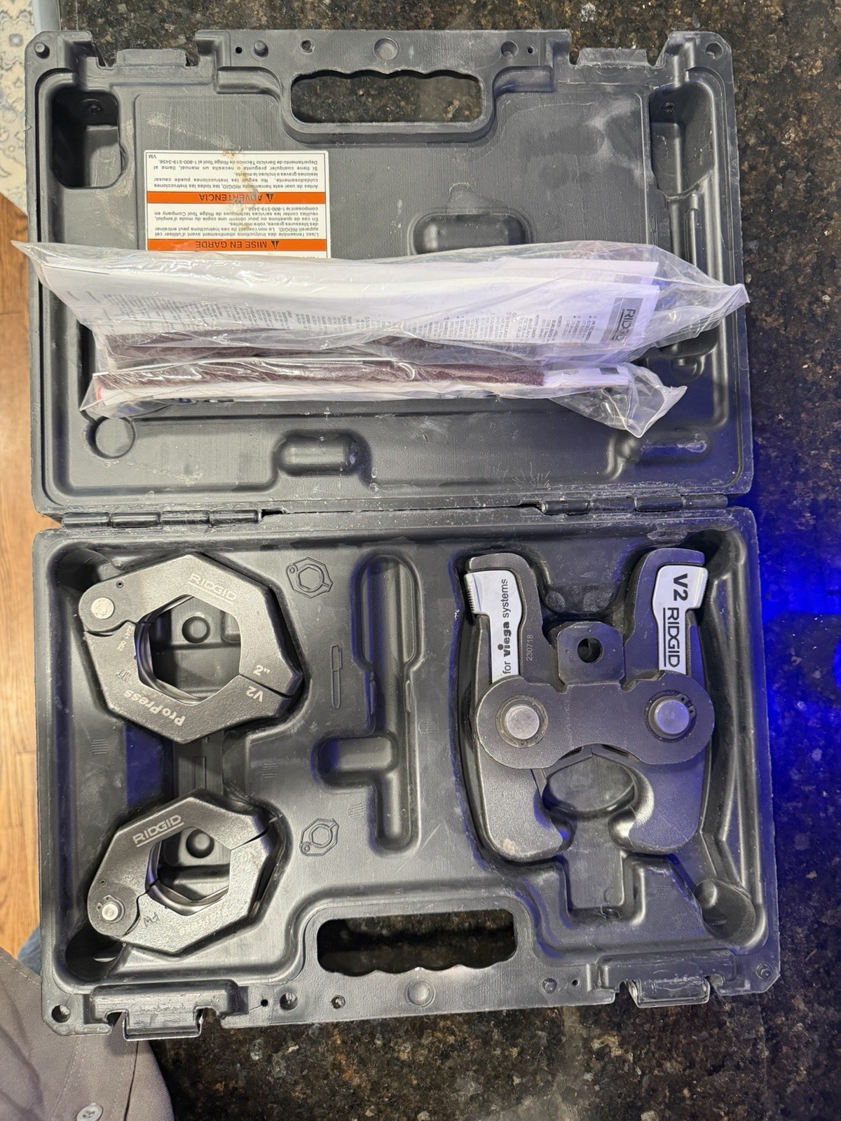 Ridgid 27428 1-1/2" to 2" Standard ProPress Ring Kit, V2 Ring Actuator &  Case