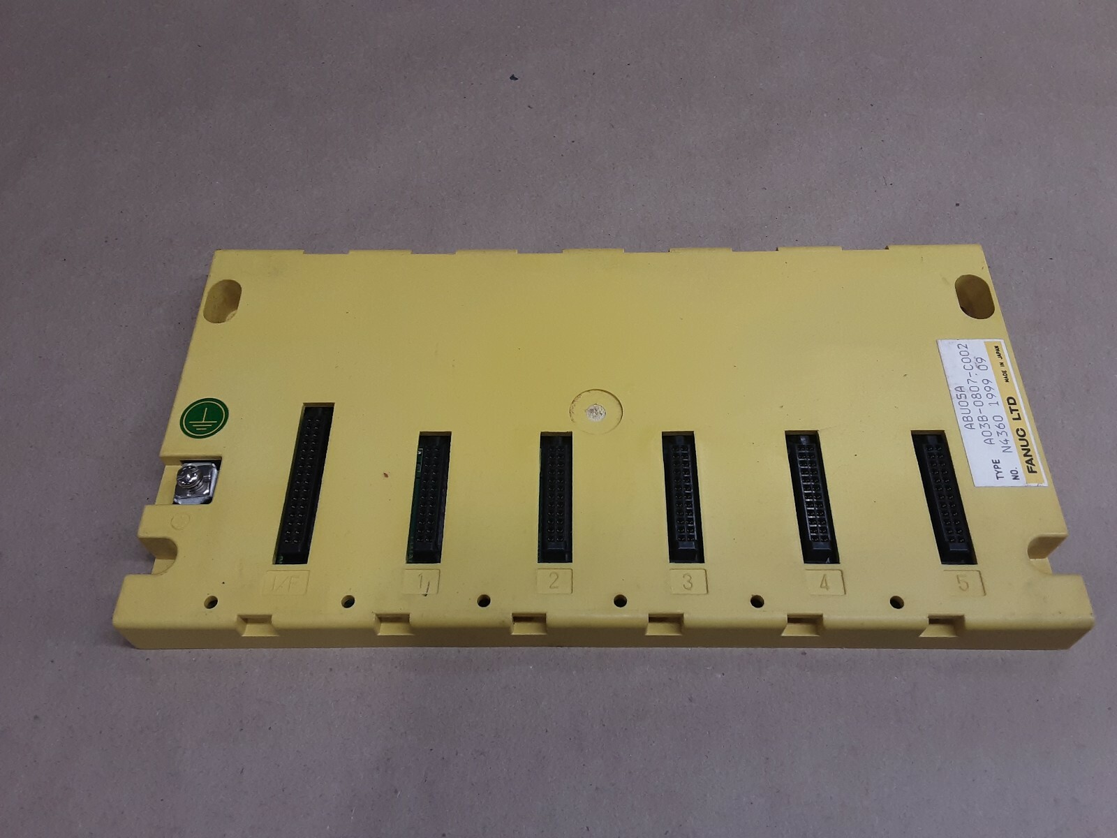 FANUC ABUO5A MODULE BASE A03B-0807-C002 #04H39
