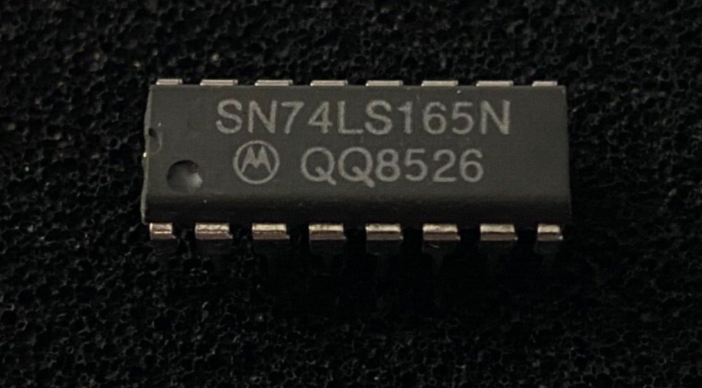 Motorola SN74LS165N parallel-load 8-bit shift registers Integrated Circuit