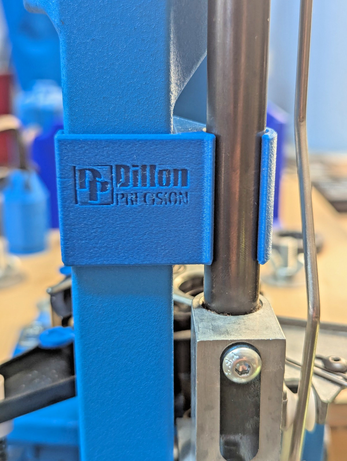 Dillon 550 Starter Pack - Powder Bar Box, Primer & Alignment Cases + Accessories