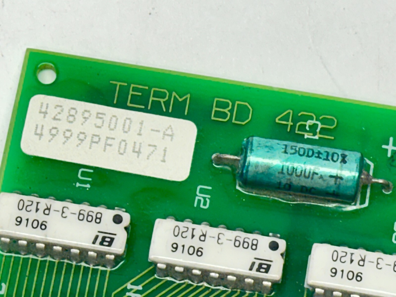 Universal Instruments Term BD 422 42895001