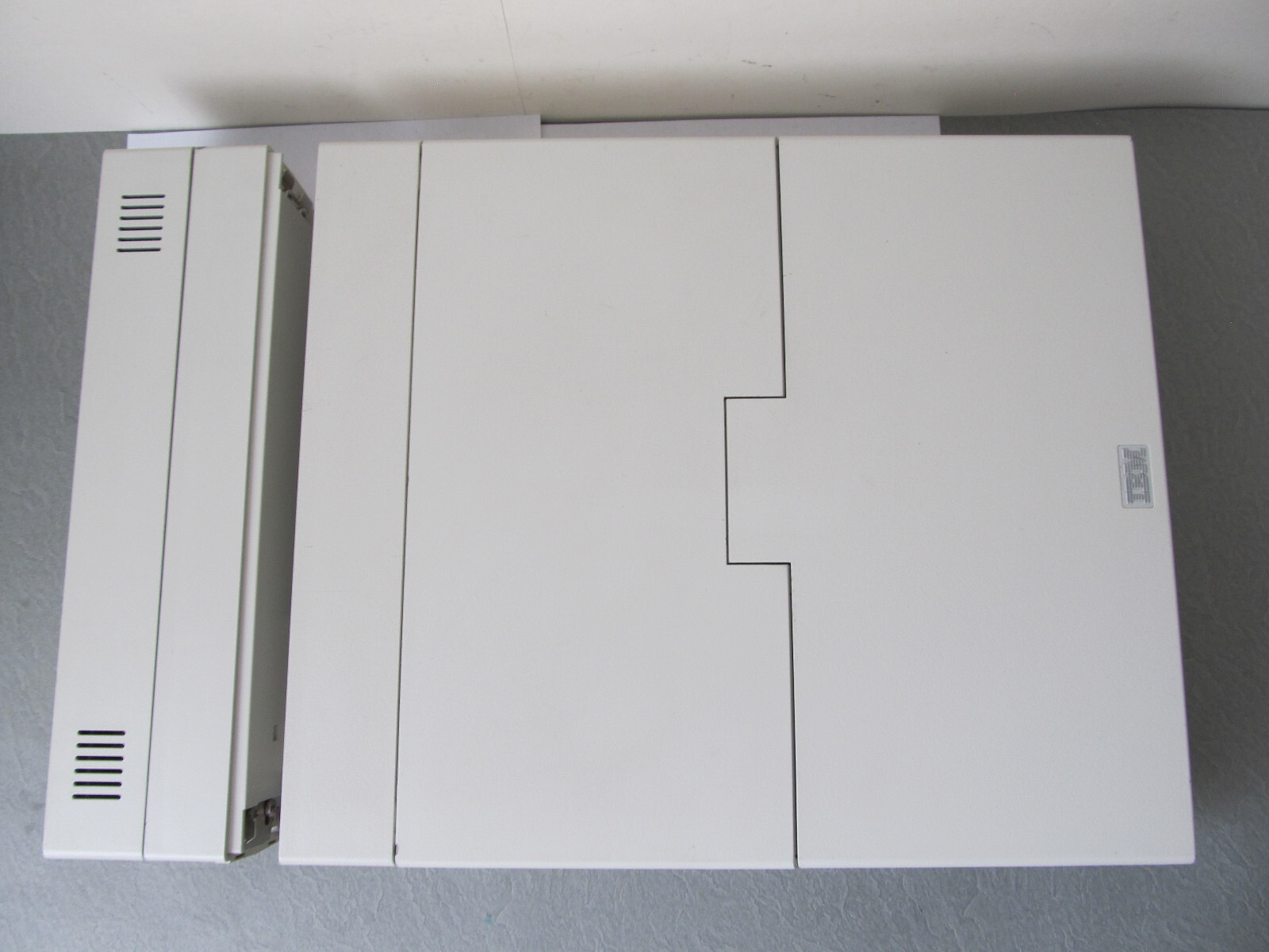 Vintage IBM 5140 PC Convertible Portable Computer w/Modules ***Pls Read