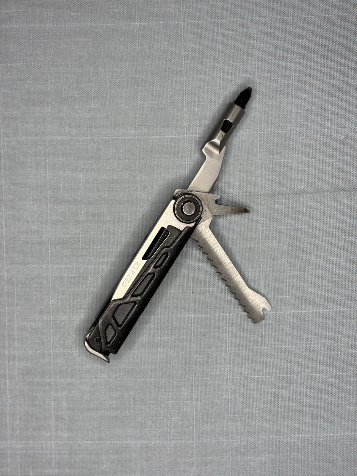Gerber Armbar Folding Multi-Tool Knife w/ Bit Driver, Saw/File Black/Silver
