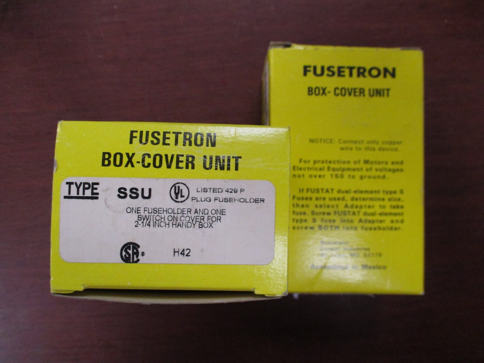 SA Fusetron SSU Plug Fuseholder Lot of 2