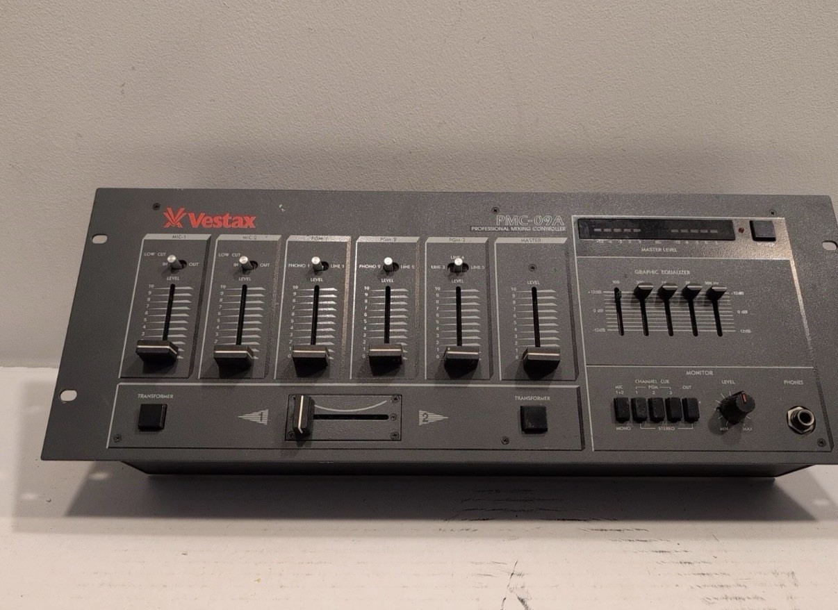 Vestax PMC-09A Analog DJ Mixer Rack Mount Black w/ Graphic EQ, Low Cut