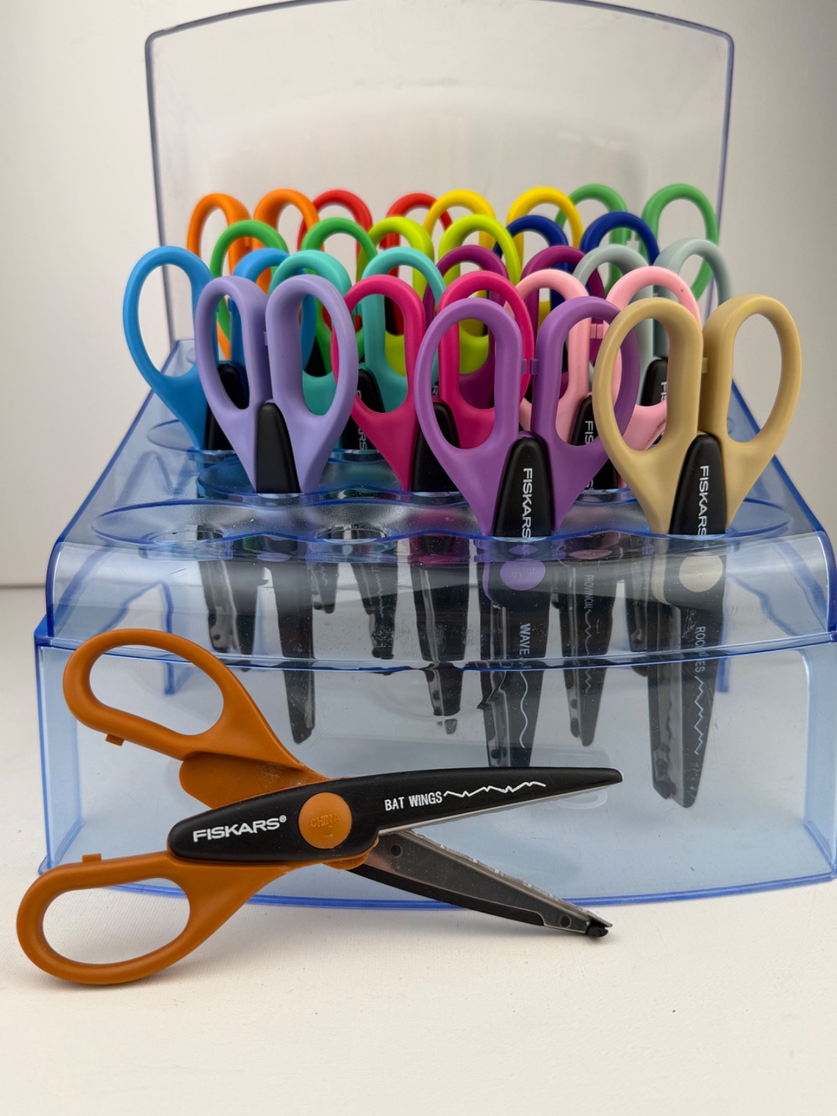 Fiskars Paper Edgers Decorative Scissors Set w Storage Case Scrapbooking