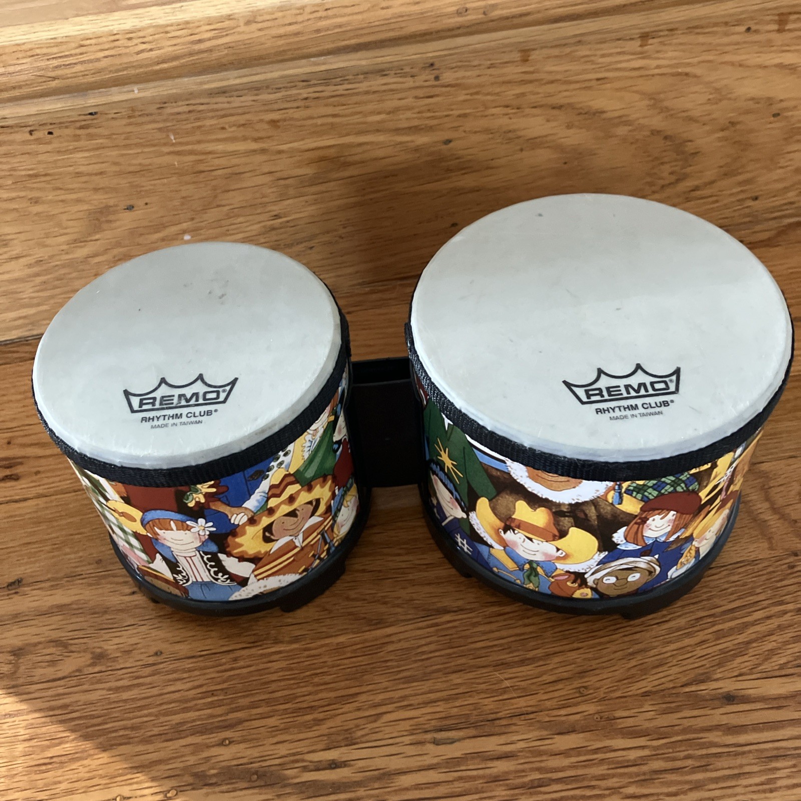 Remo Rhythm Club BONGOS Kids Around The World Percussion Instrument RH-5600-00