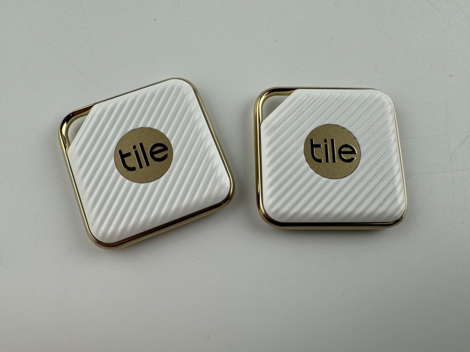 [2-PACK] TILE STYLE PRO SERIES BLUETOOTH TRACKER FINDER - WHITE/GOLD [EC-11002]