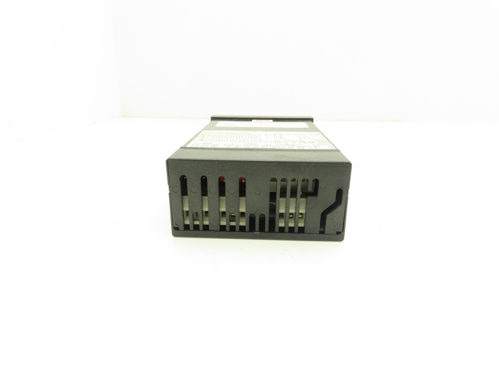 Omega Engineering DP25-VRMS-AR Process True RMS Voltmeter 115VAC 2 Relay