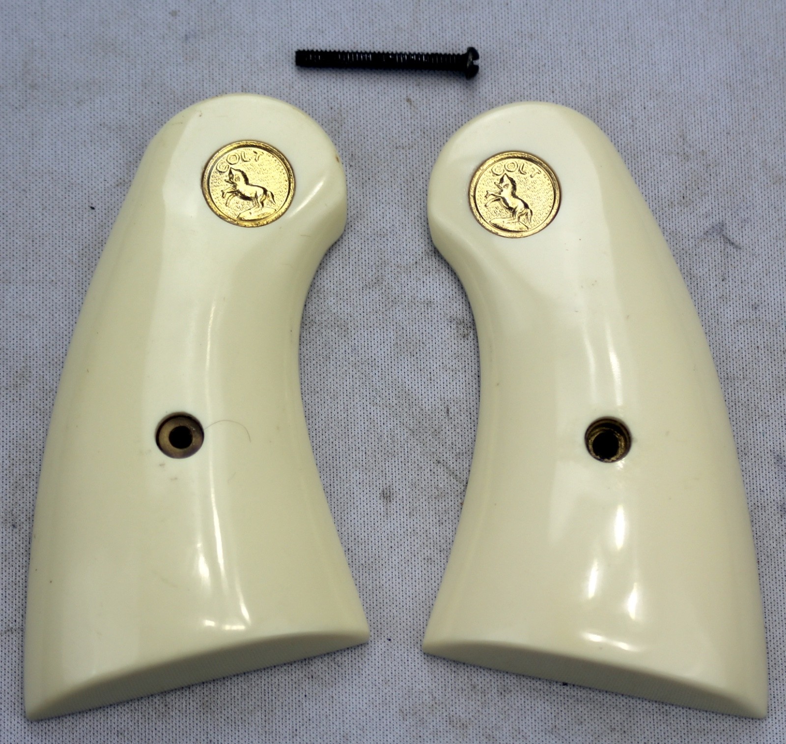 COLT PYTHON FAUX IVORY Gold Medallion W/ Screw