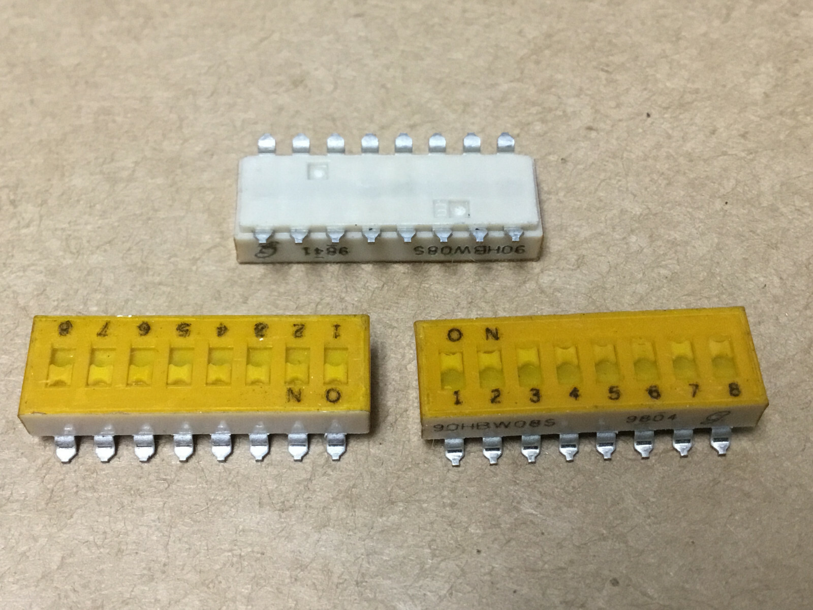 (3 PC) GRAYHILL  90HBW08S  Slide Switch Straight Spst Off-(on) 8 Surface Mount T