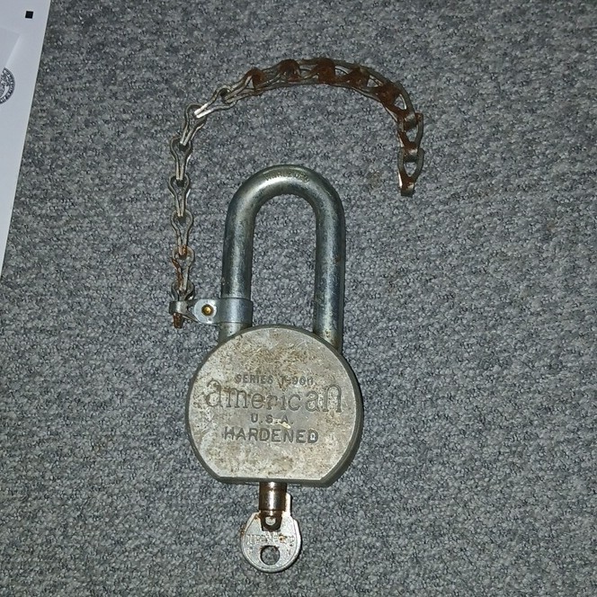 American Series 7000 Hardened Keyed Padlock w/ Chain, Silver, 1 Key