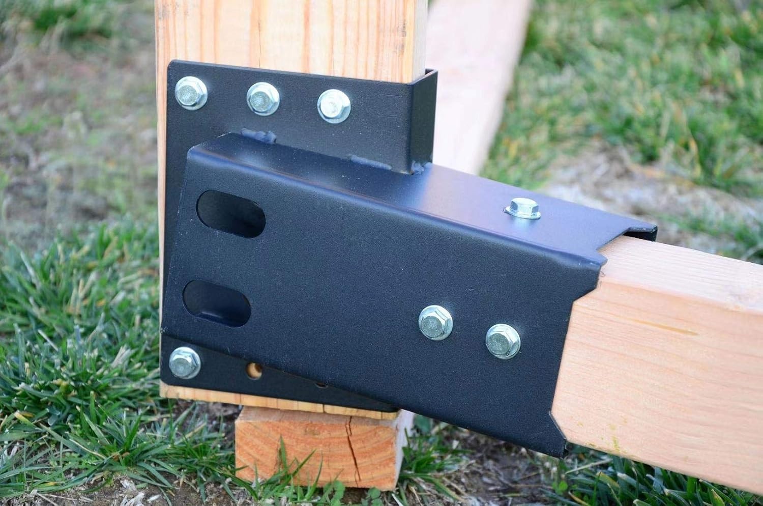Durable Heavy-Duty 4x4 Brackets - Perfect for Observation Decks & Structures