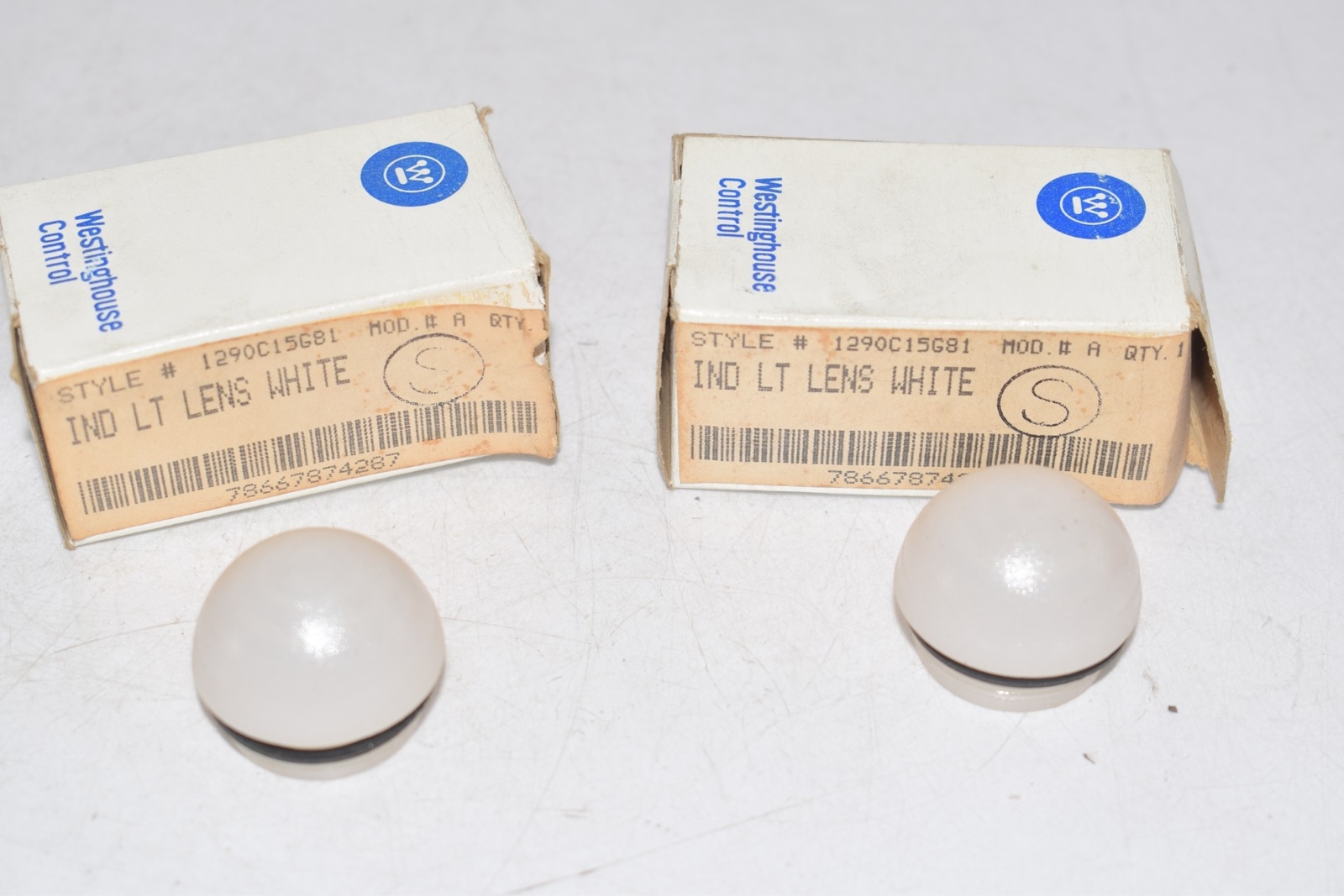 Lot of 2 NEW Westinghouse 1290C15G81 Model A Indicating Light Lens White