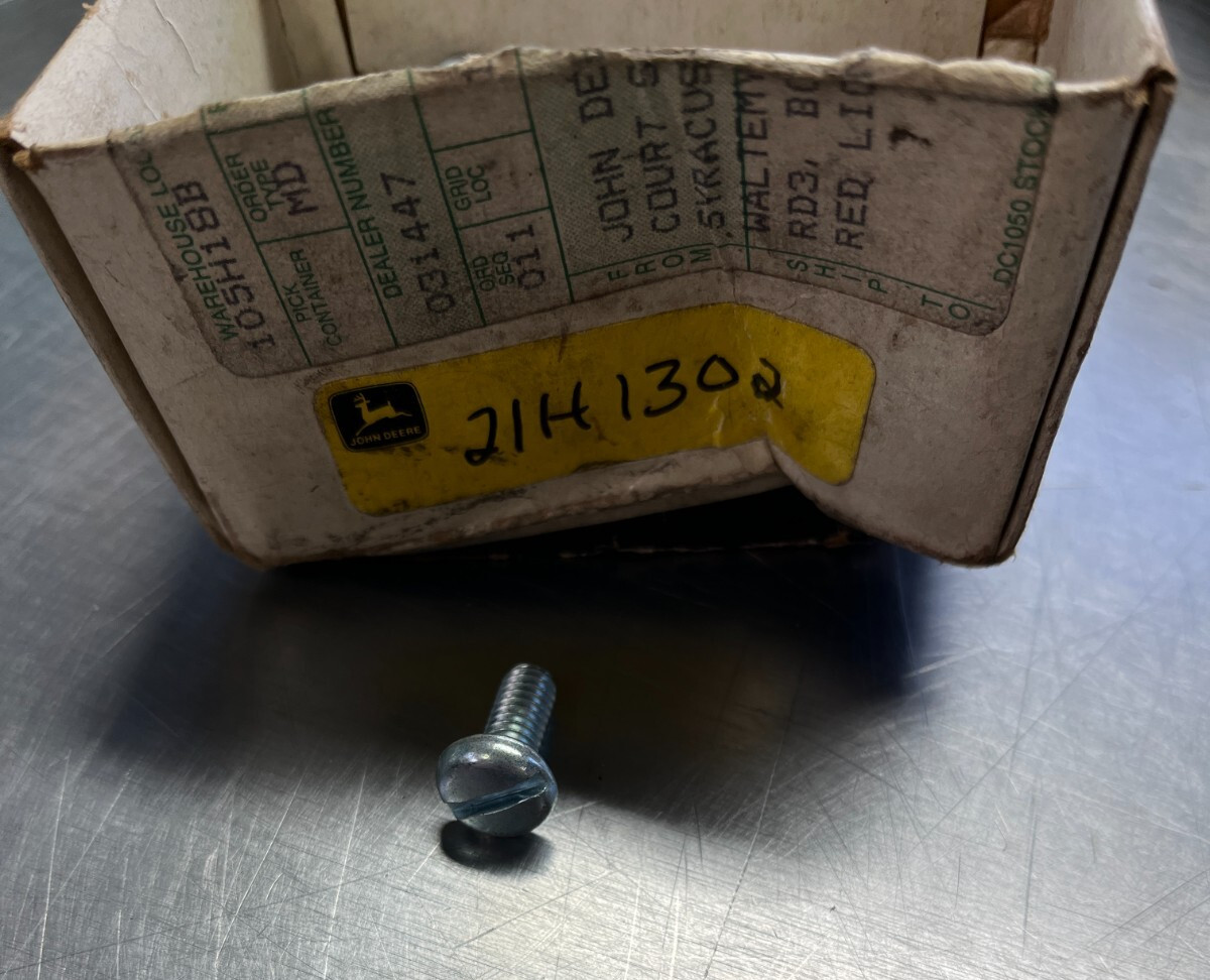 21H1302 Genuine OEM John Deere SCREW
