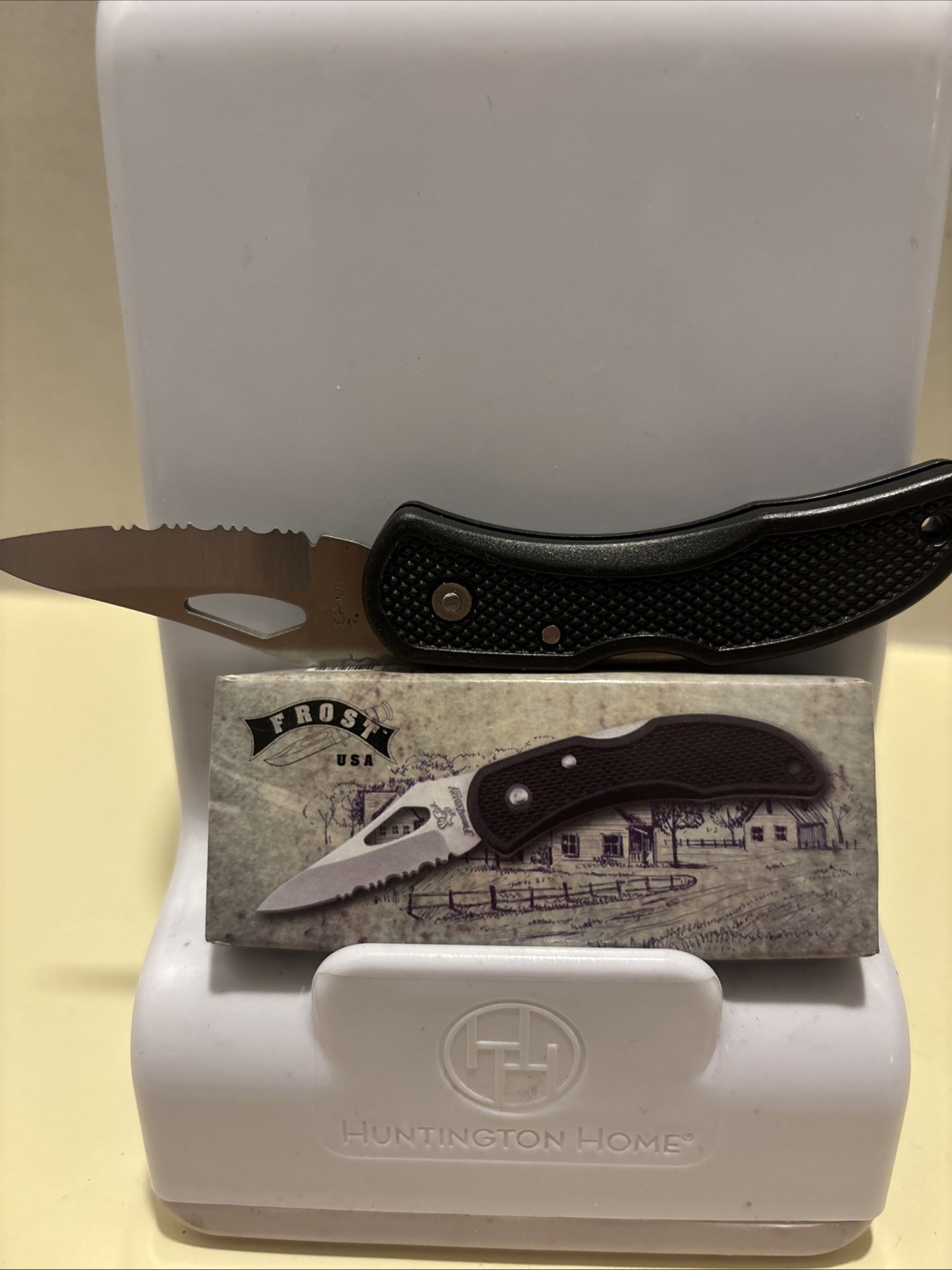 Frost 3" Closed Back Lock Folding Knife Stainless Steel Blade Black Handle