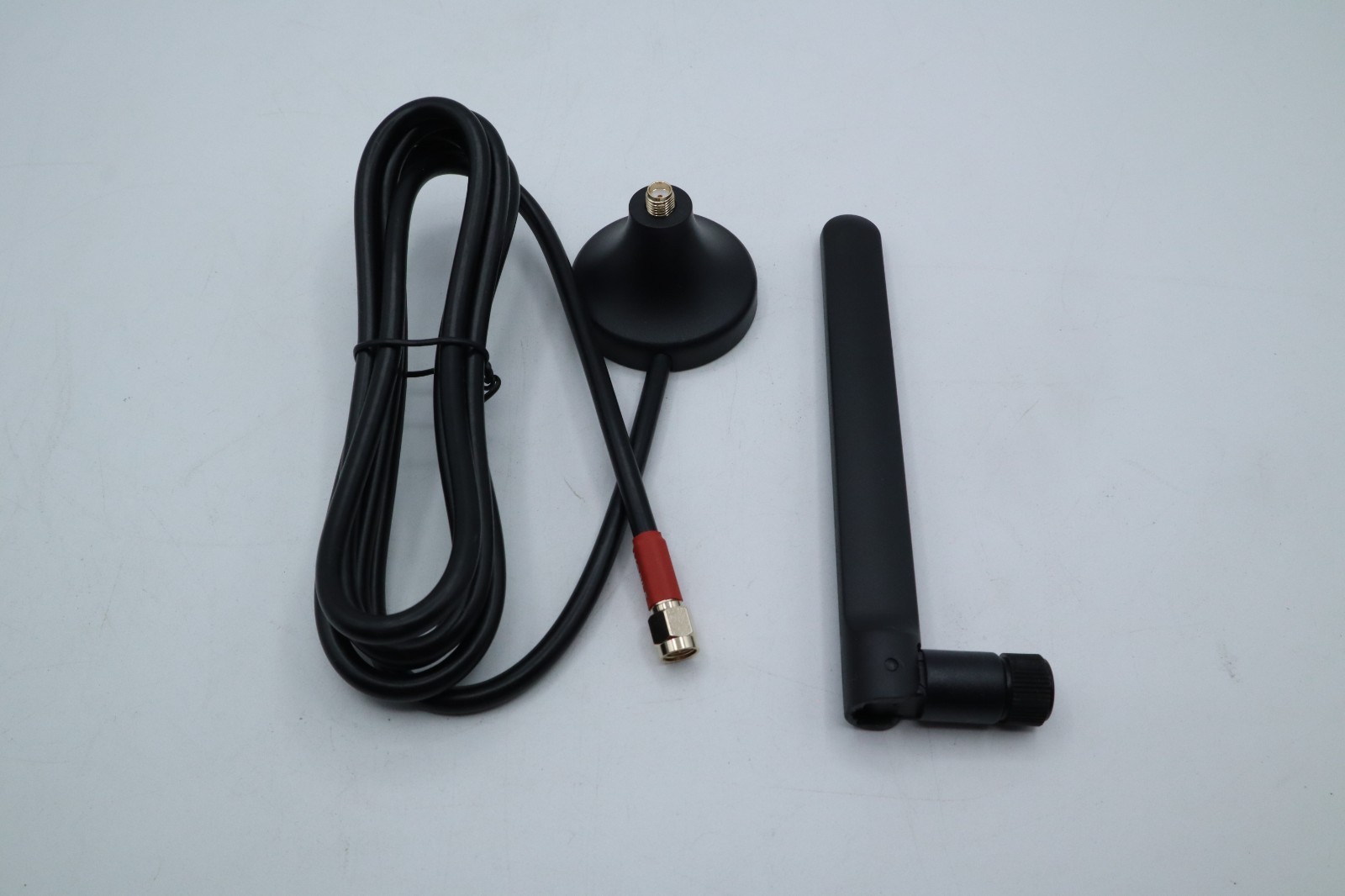 Teltonika 5G Mobile Magnetic SMA Antenna 3,6 dBi 0.617 0.96 1.4 2.69 PR1KS536