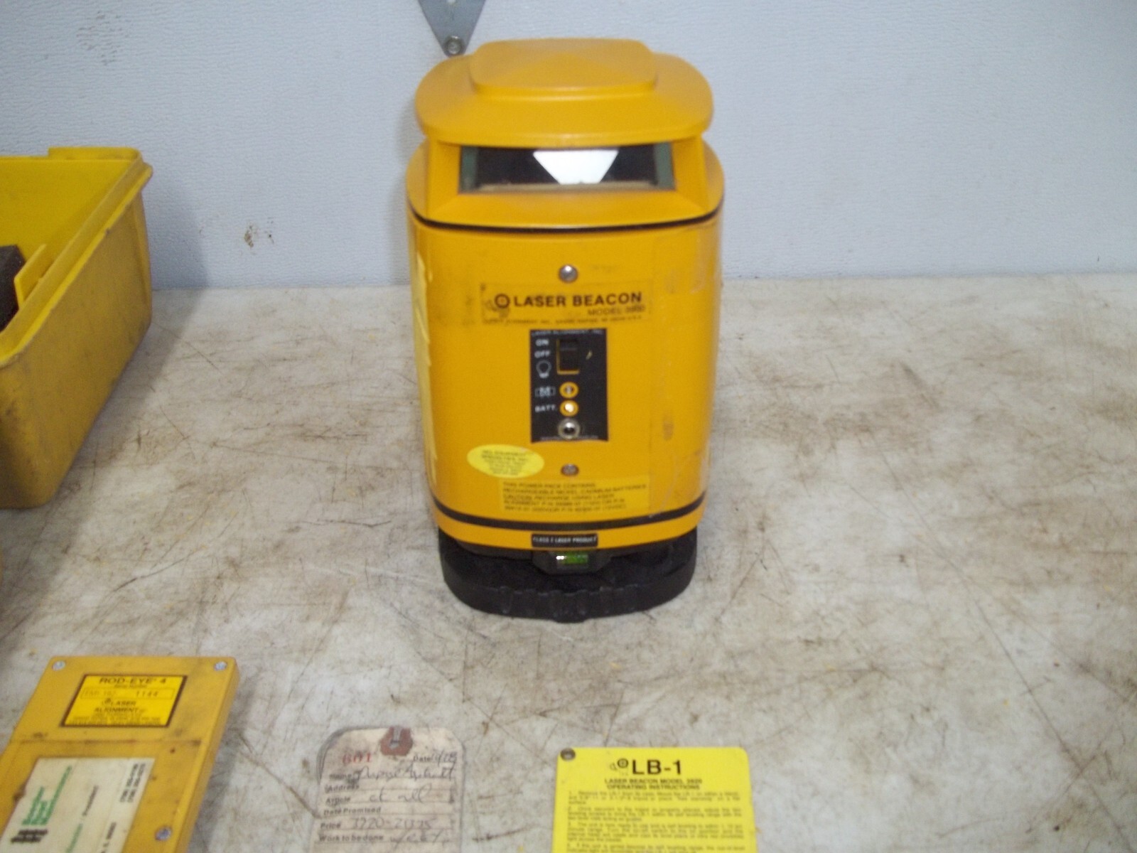 LASER ALIGNMENT LASER BEACON LB-1 MODEL 3900 USA MADE SOLD AS-IS FOR PARTS