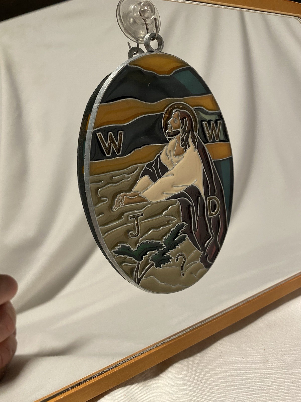 Sun Catcher 4.5” X 3.5” WWJD Jesus Kneeling. Nice Gift!
