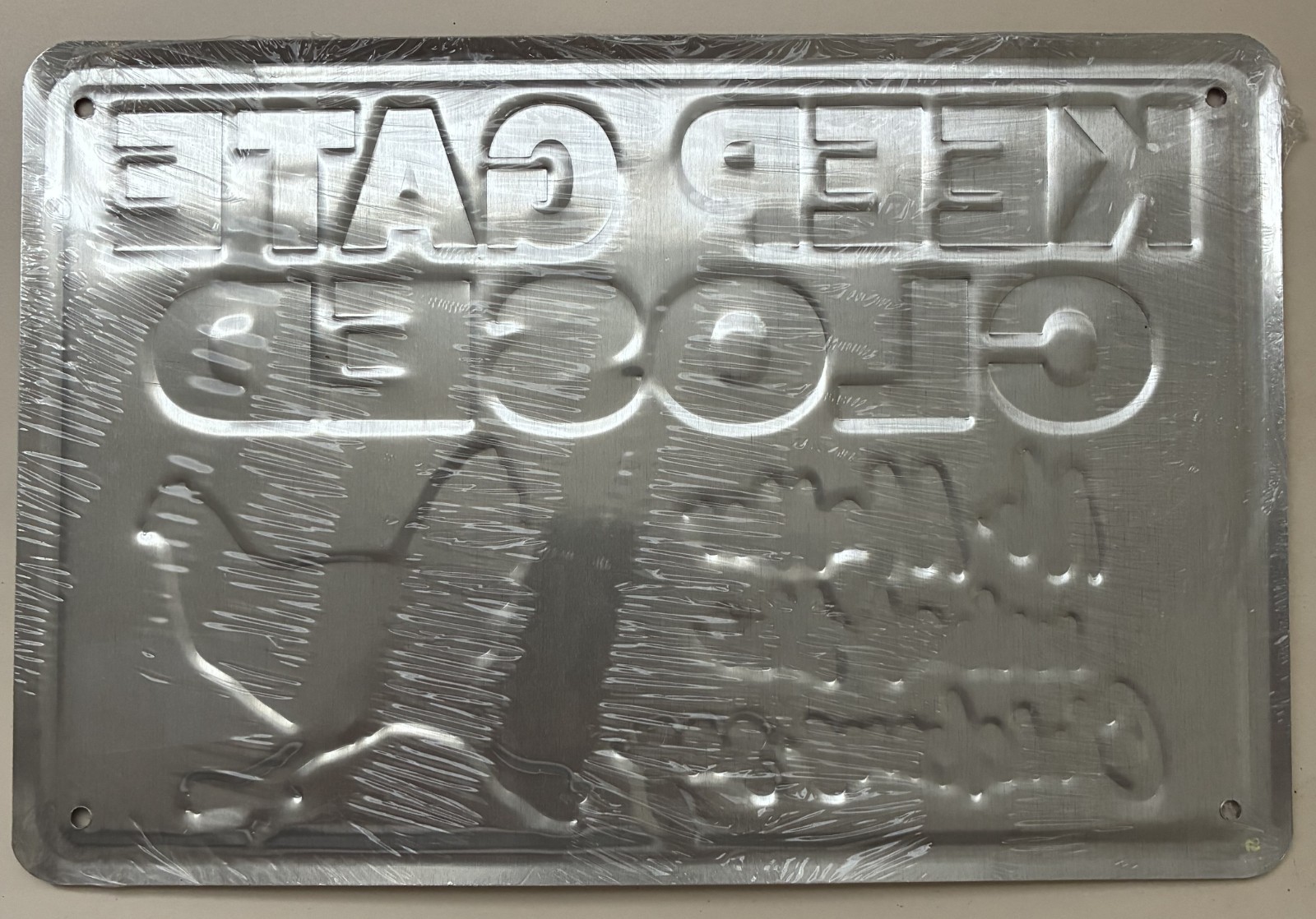 Keep Gate Closed Metal Sign 8 x 12in