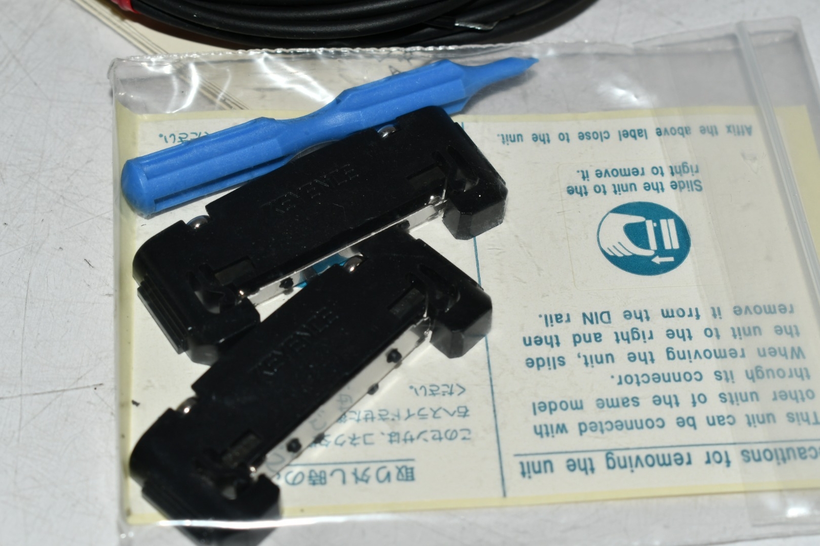 NEW Keyence FS-M2P Fiber Amplifier, Cable Type, Expansion Unit, PNP