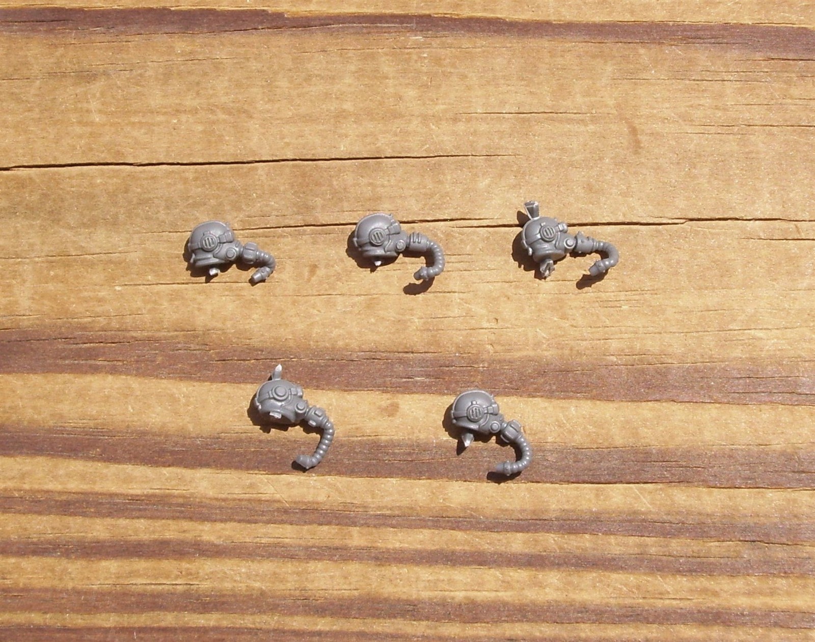 40K Adeptus Mechanicus Pteraxii Head Sterylizor Heads Bits 5 Bitz