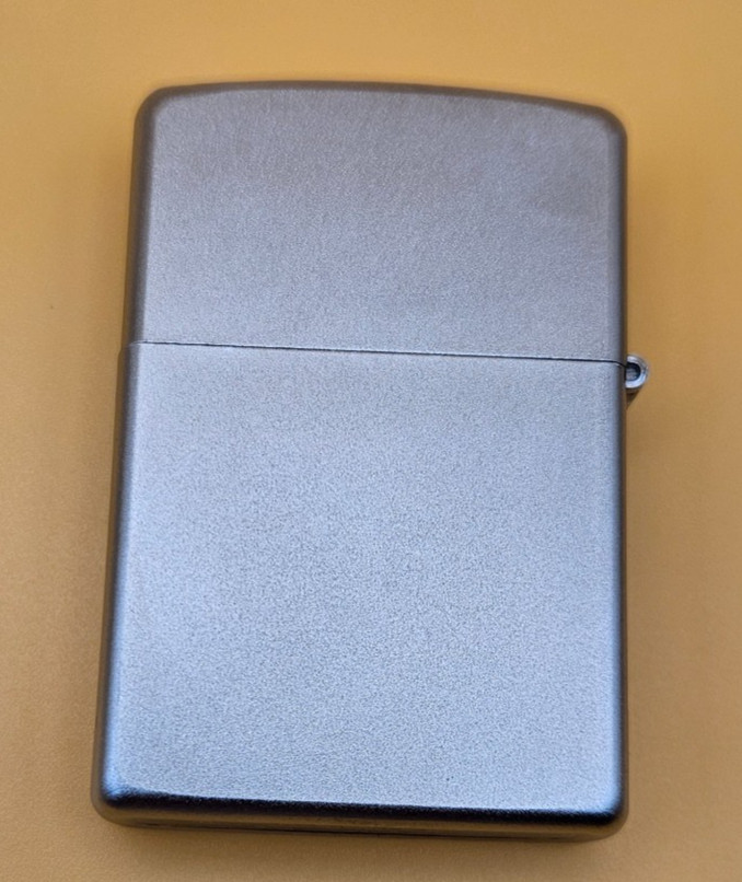 Zippo Lighter 2009 Speedometer 130, Satin Chrome, New, Hypnotic!