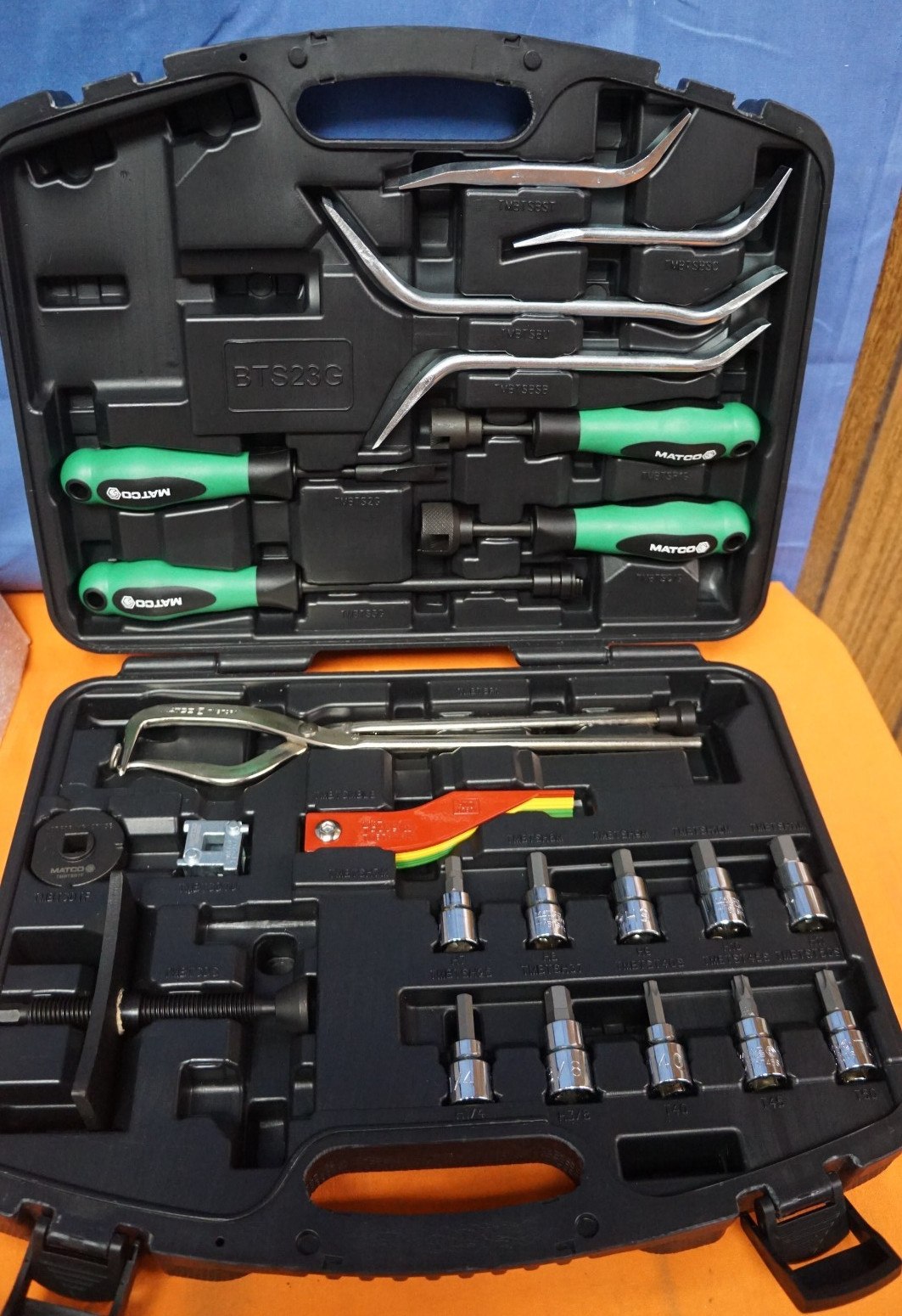 Matco Tools BTS23G 23PC Full Service Brake Service Tool Set W/Case