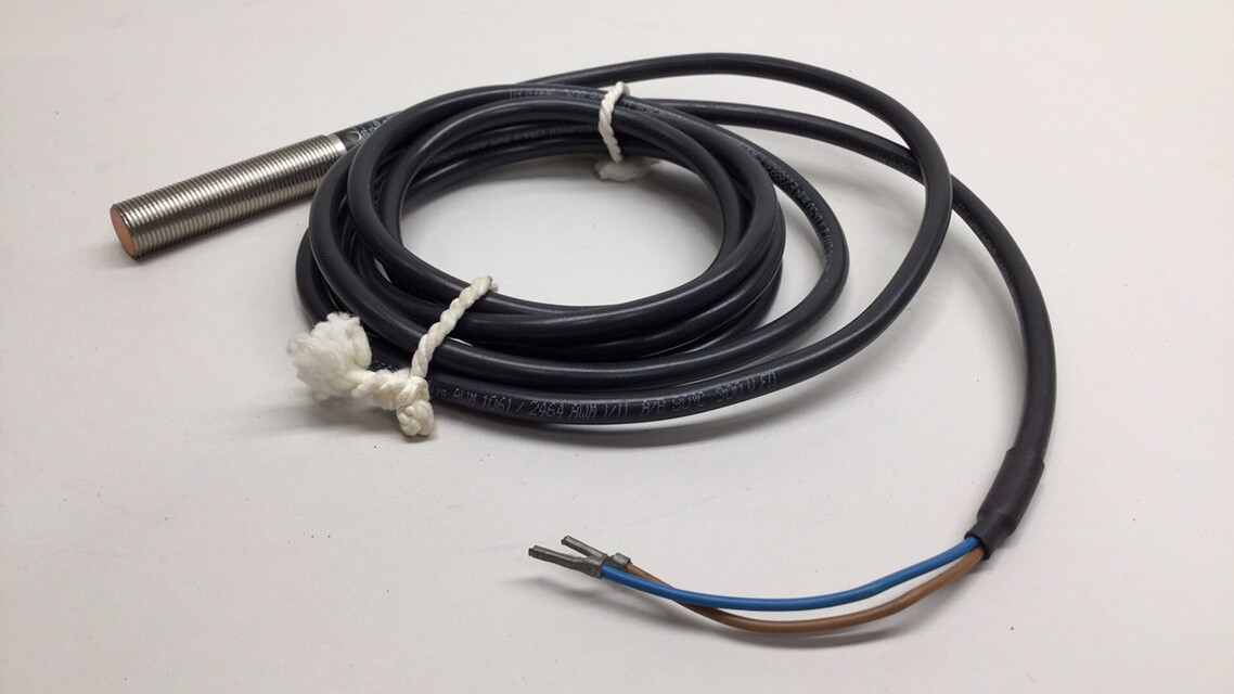 IFM Efector IFA2002-ABOW Inductive Proximity Switch Sensor IF0303