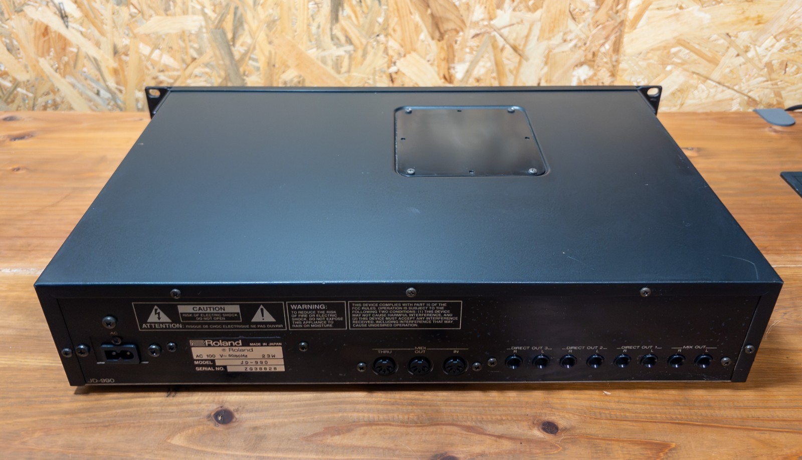 Roland JD-990 Super JD Synthesizer Module w/ Memory Card & Power Cable
