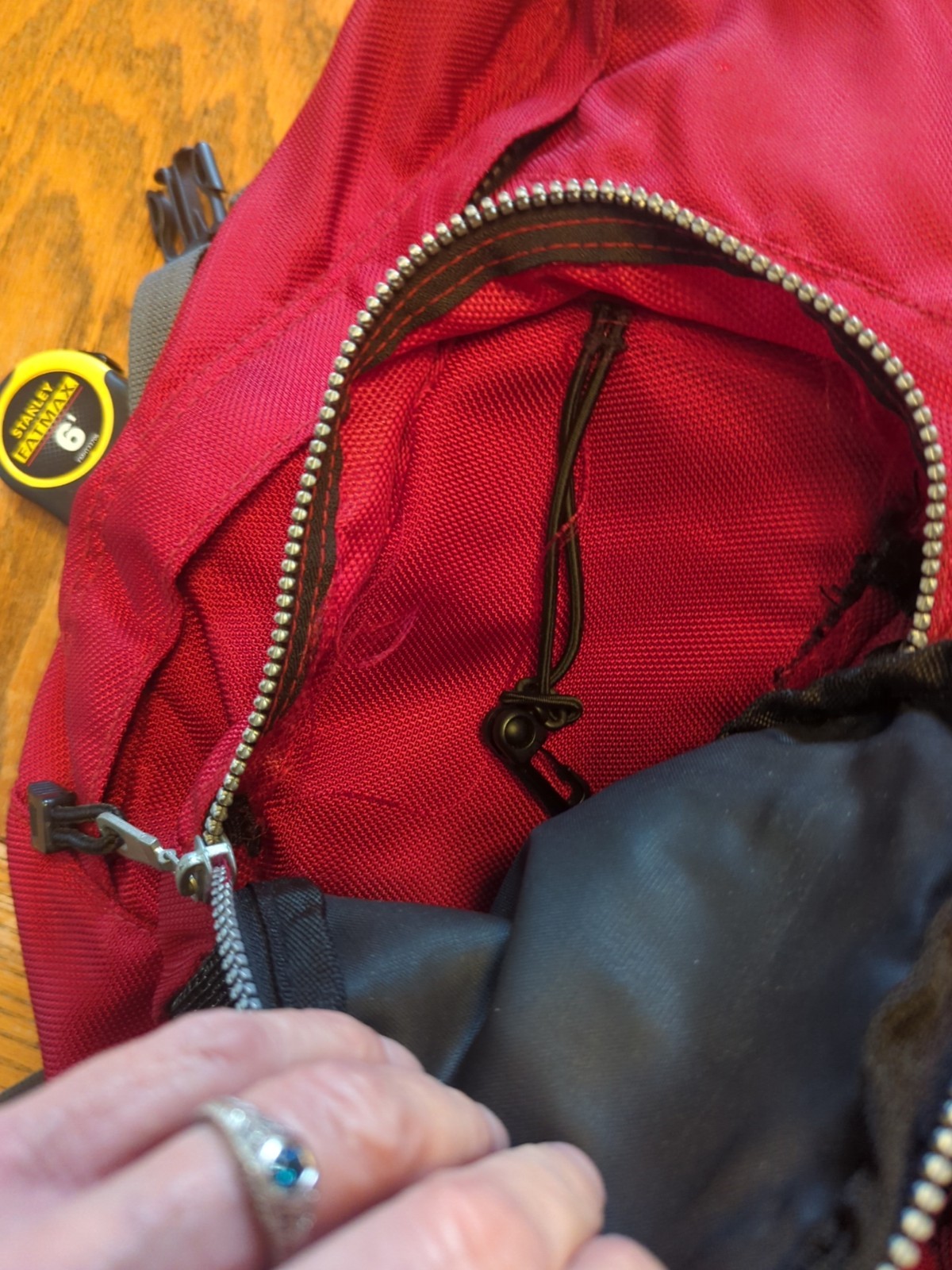 Eddie Bauer EBTEK Backpack EB1920 Red & Black Outdoors Large