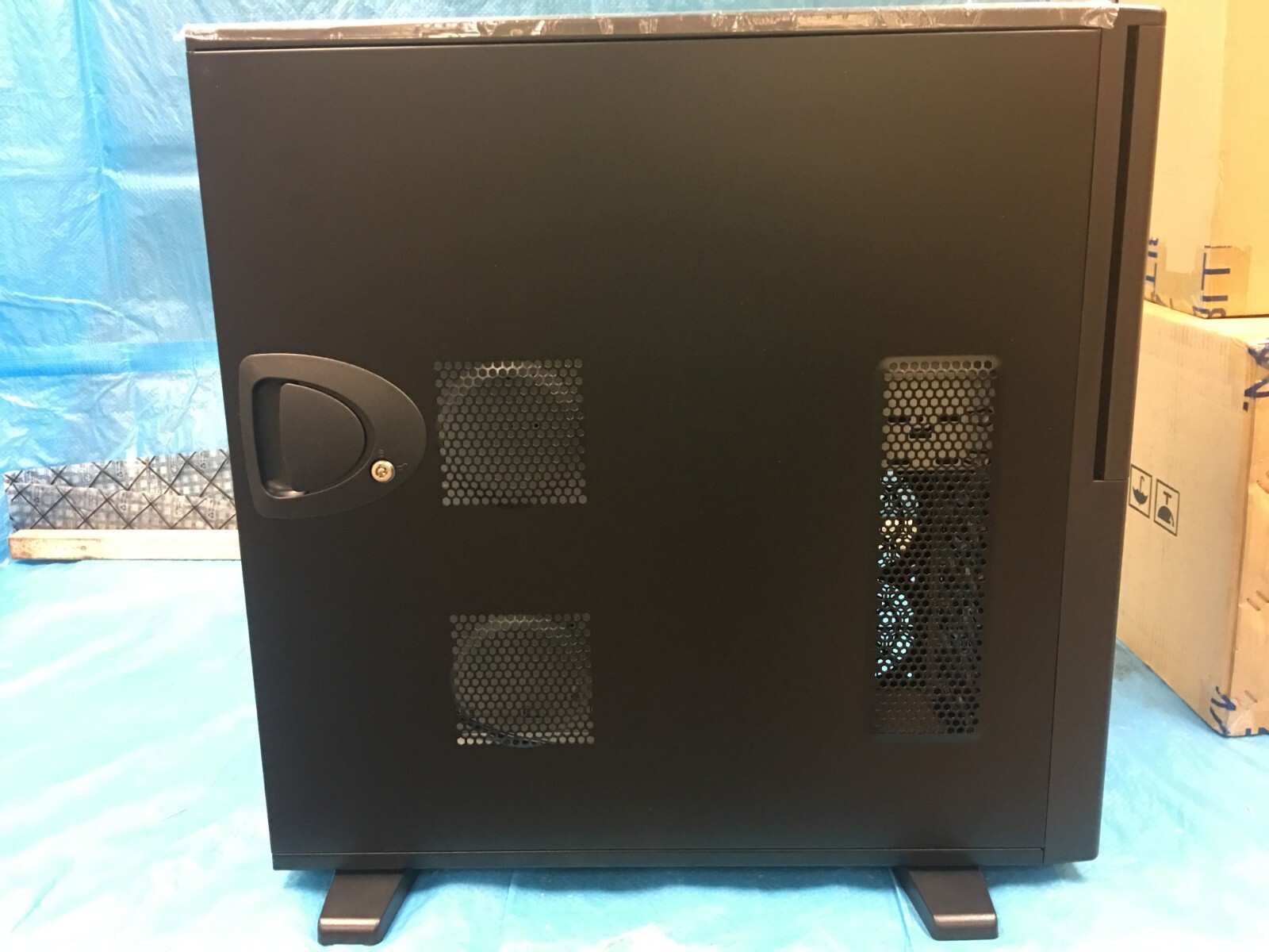 Systemax Chieftec Full Tower Computer Case CX-01B-B-B-U