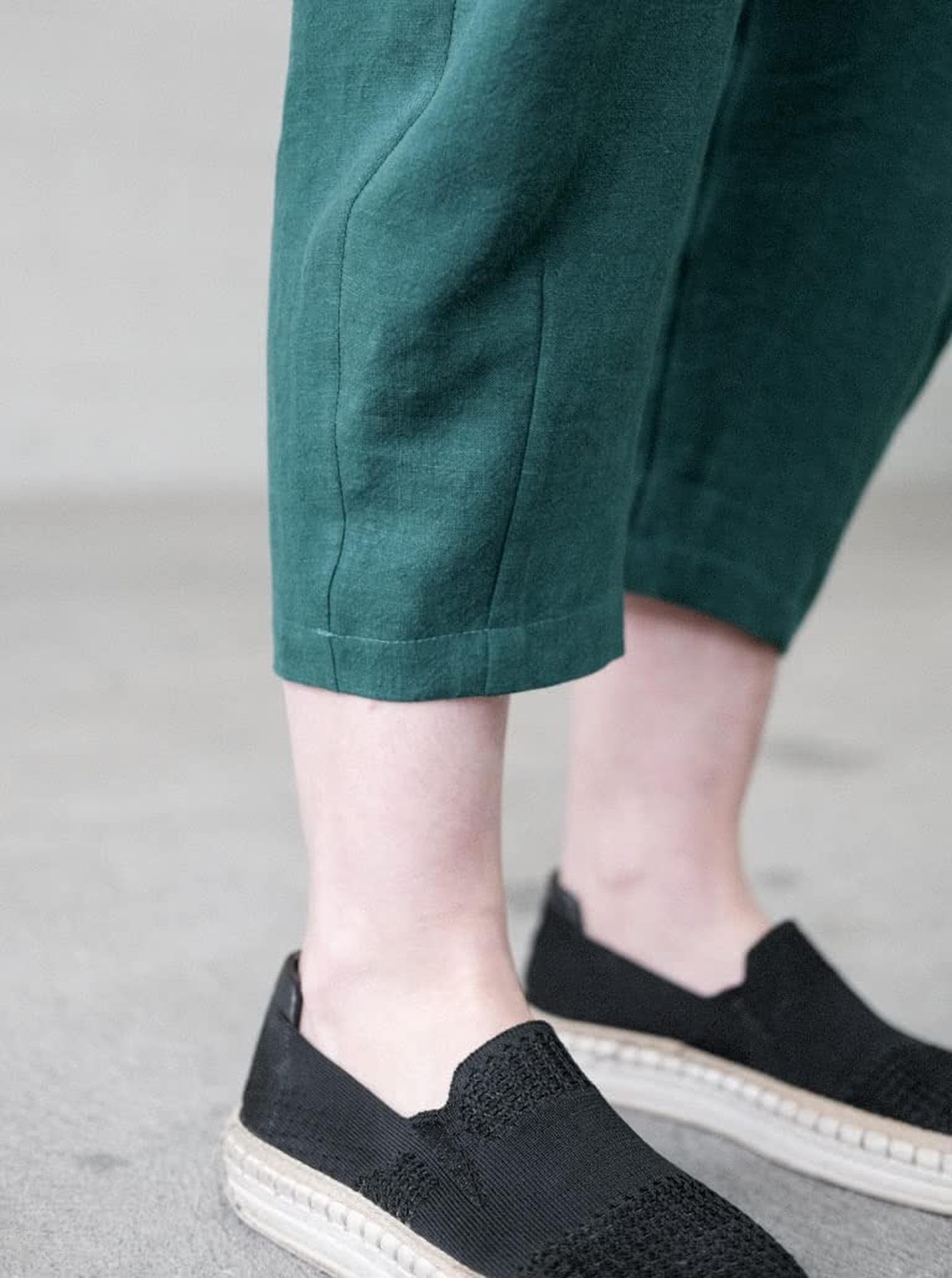 Style Arc Sewing Pattern - Barry Woven Pant (Sizes 10-22) Sizes 10-22