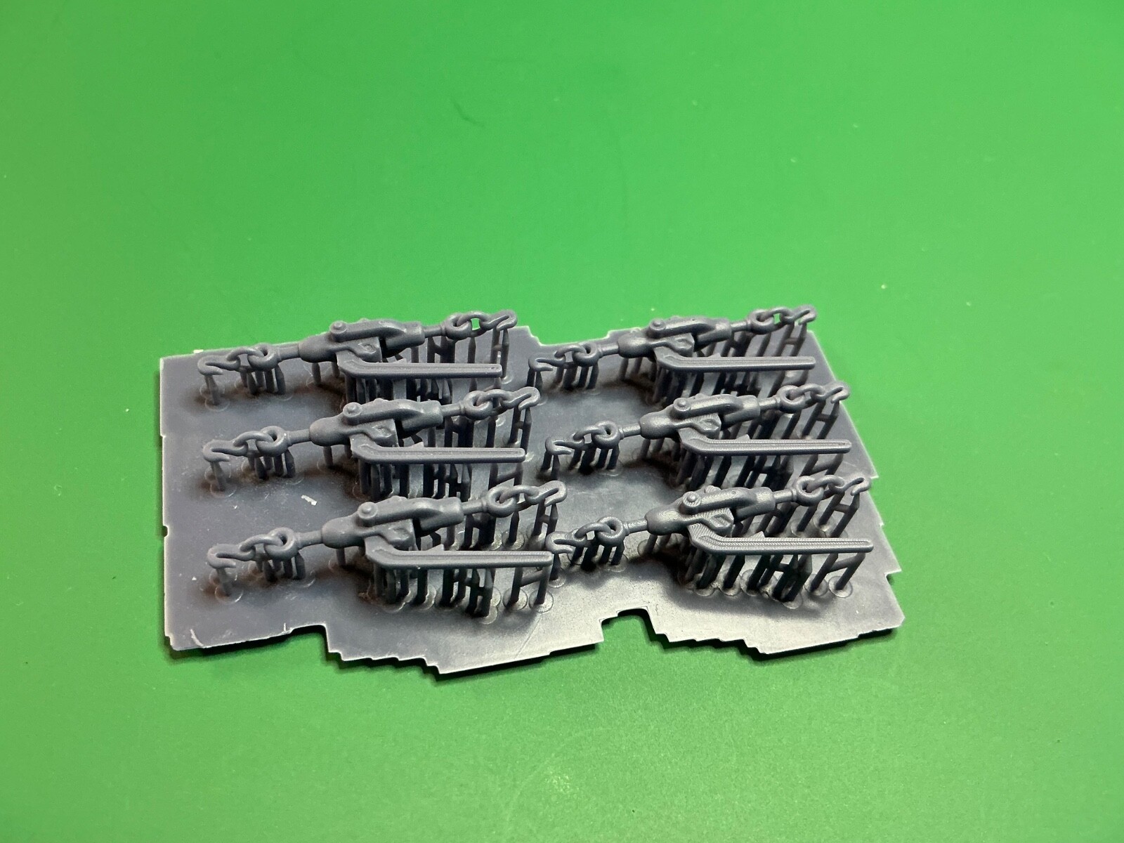 1/35th scale chain binder 6 pack 3d printed