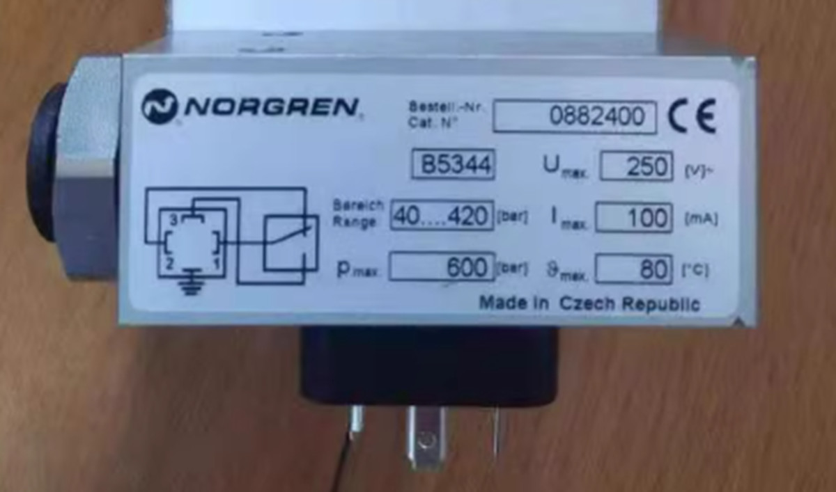 New In Box NORGREN 0882400 Pressure Switch