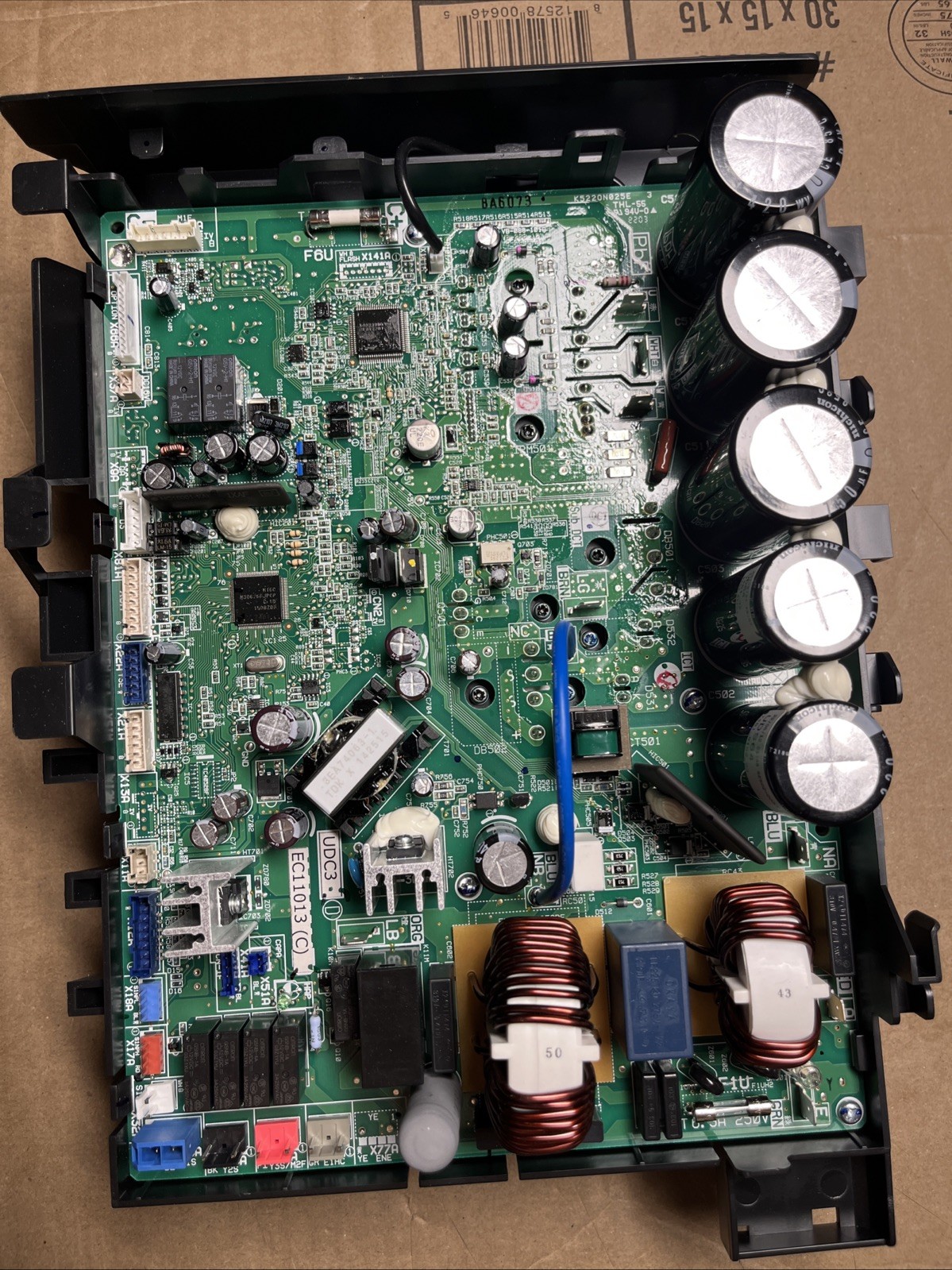 DAIKIN Printed Circuit Assembly 2392642 K5220N025E