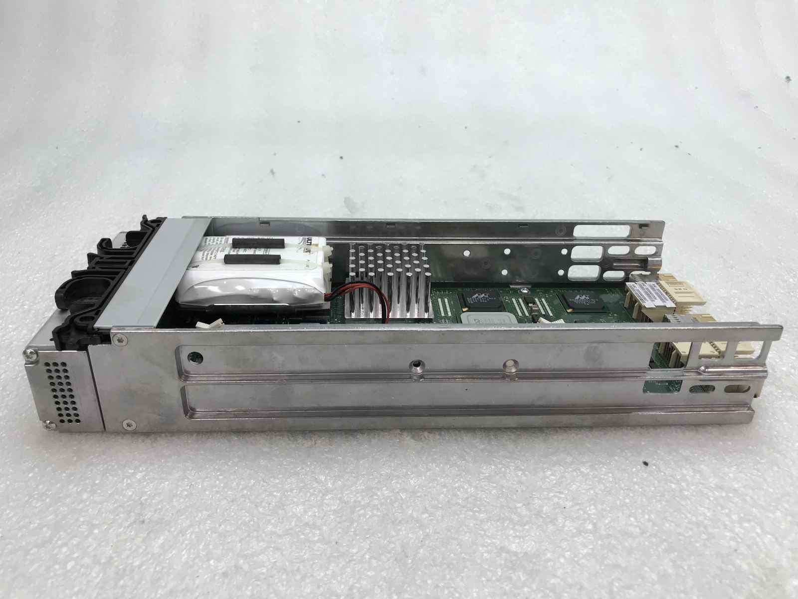 DELL 94401-01 EqualLogic 5 SATA Controller PS3000E SAN Controller No Card/RAM