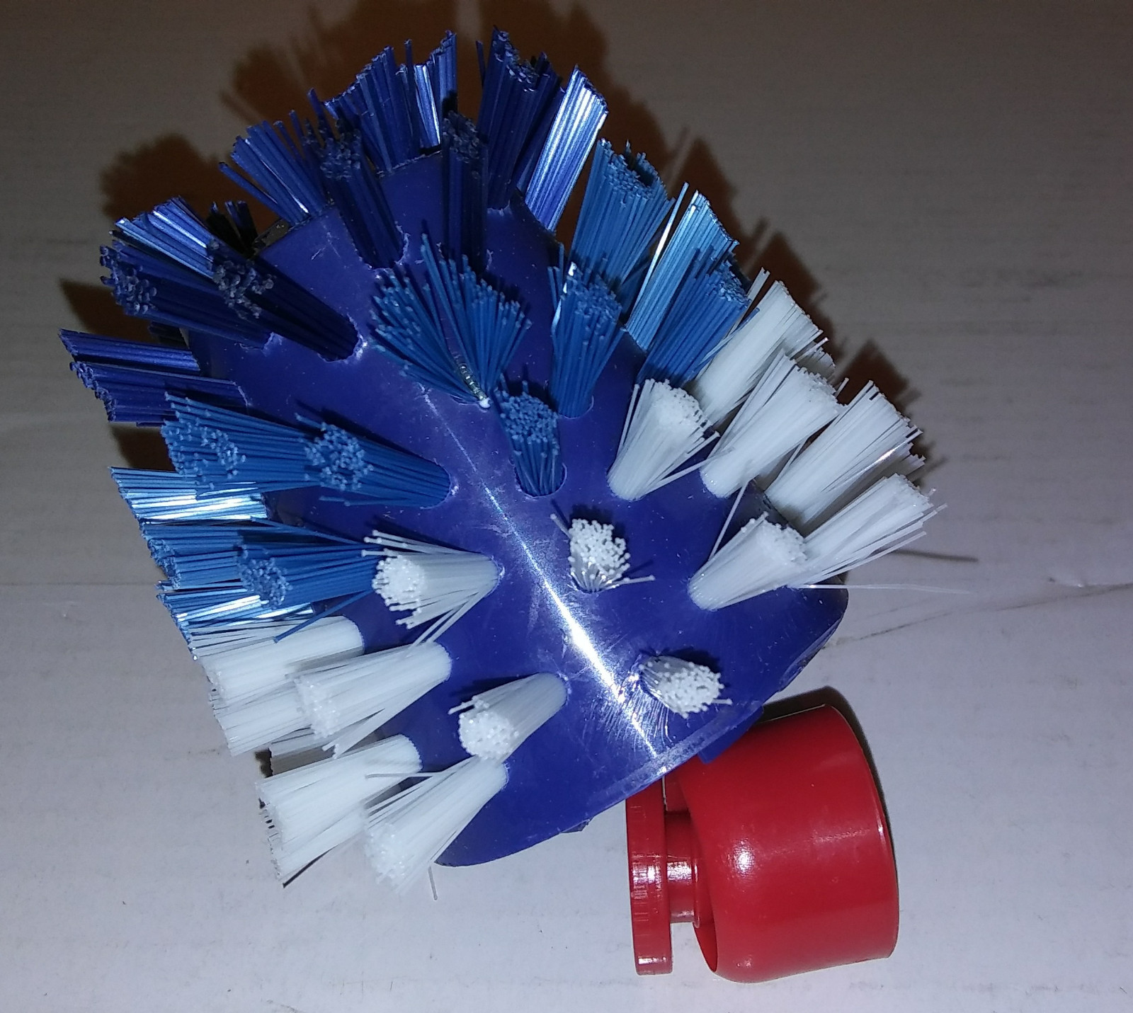 NO SPRAY-ORIFICE TIP W/GUARD FOR POLARIS SCRUBBER,AWARD WINNER-NEW POOL'N BRUSH