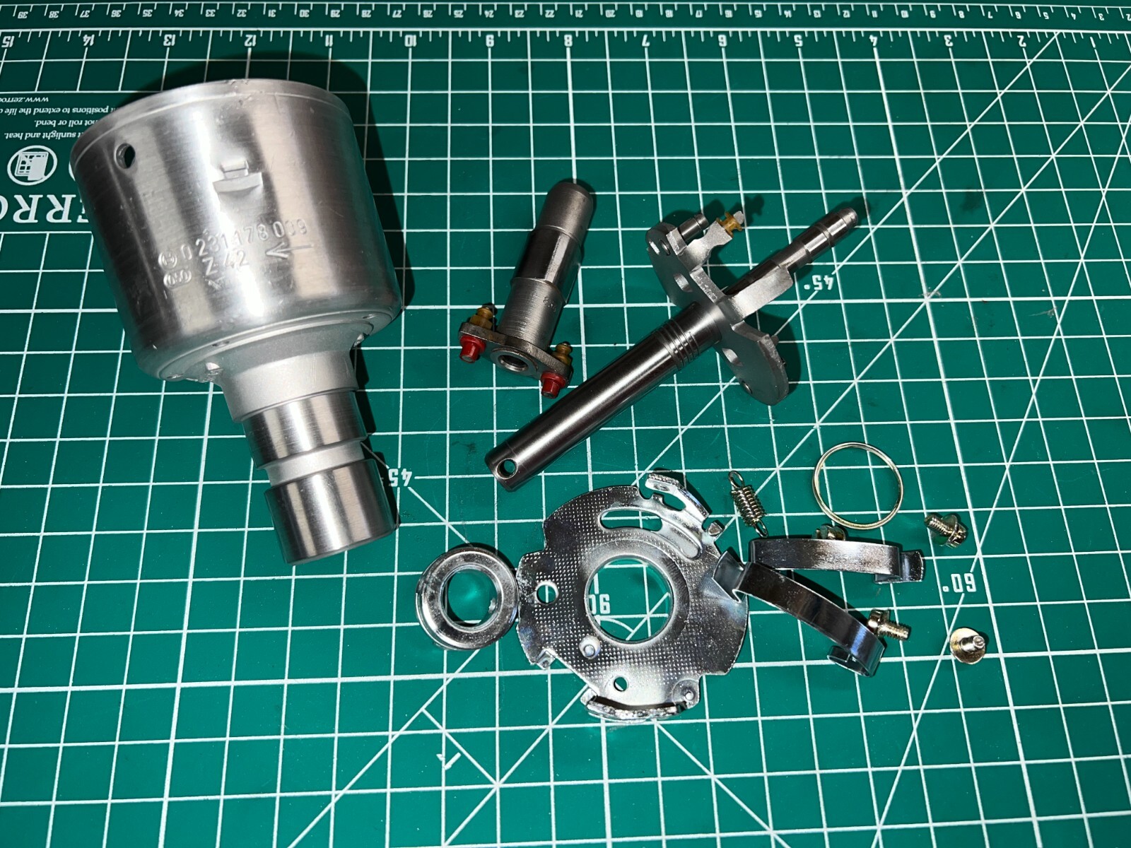 Restored German Bosch 009 distributor