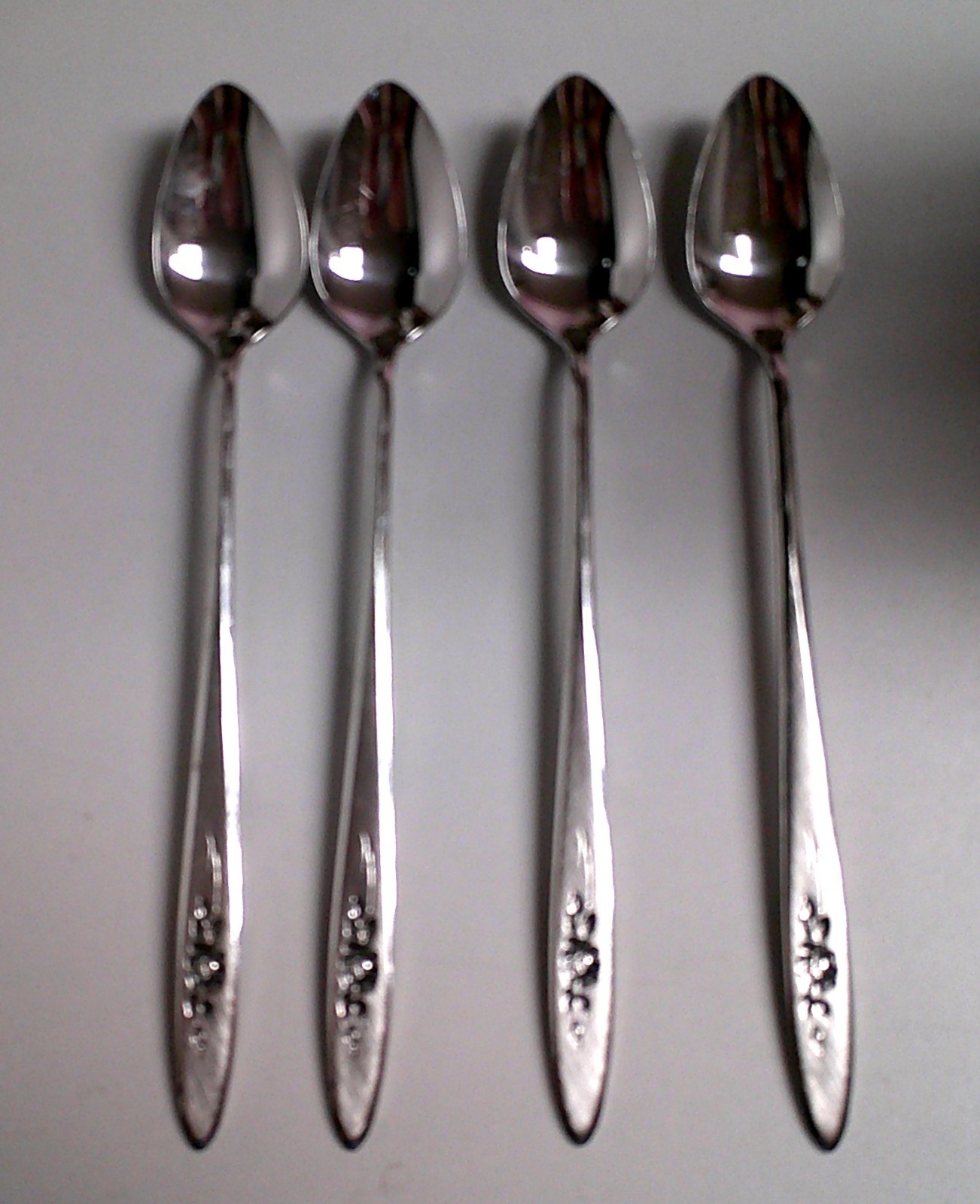 Oneida ROSE SHADOW Ice Tea Spoons SETS OF FOUR More Items Here STAINLESS