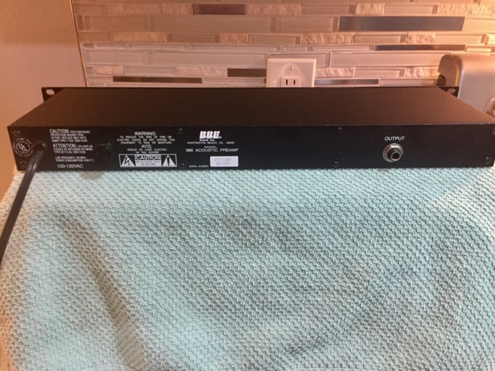 BBE 386 Acoustic Preamp