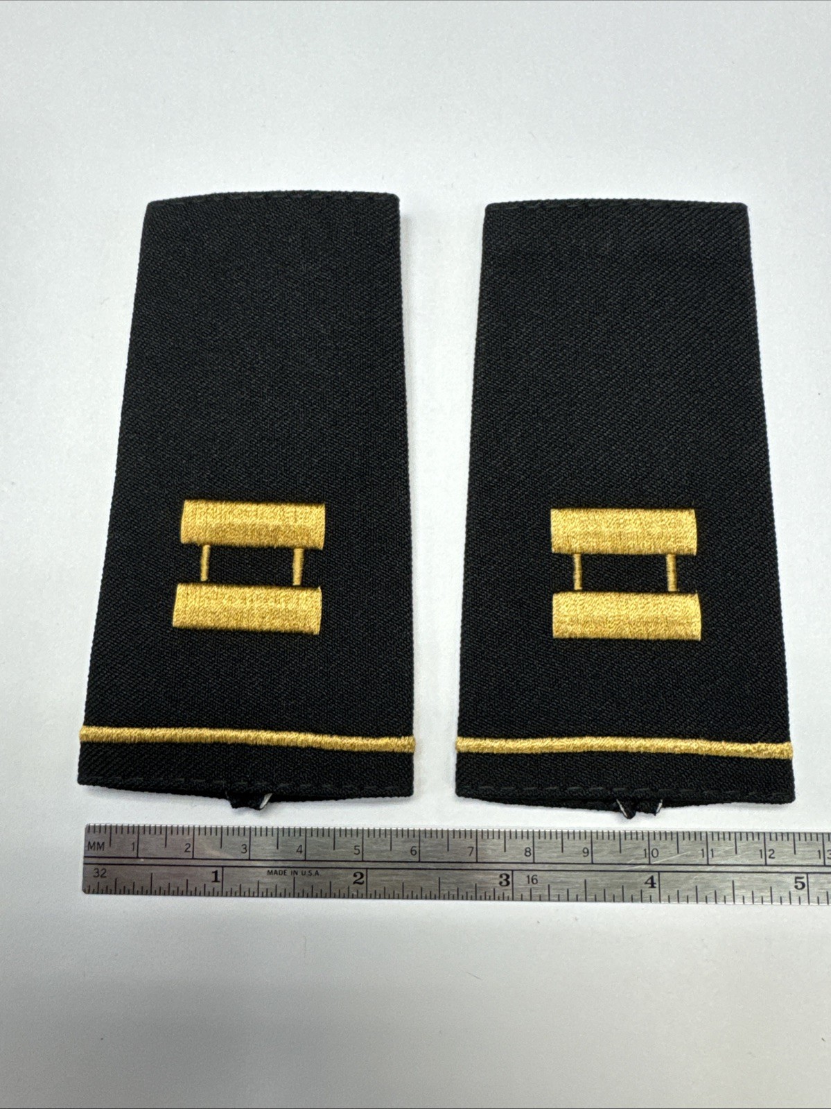 Police Epaulette - Captain Bar - Golden Embroidery With 1 Stripe On Black Fabric