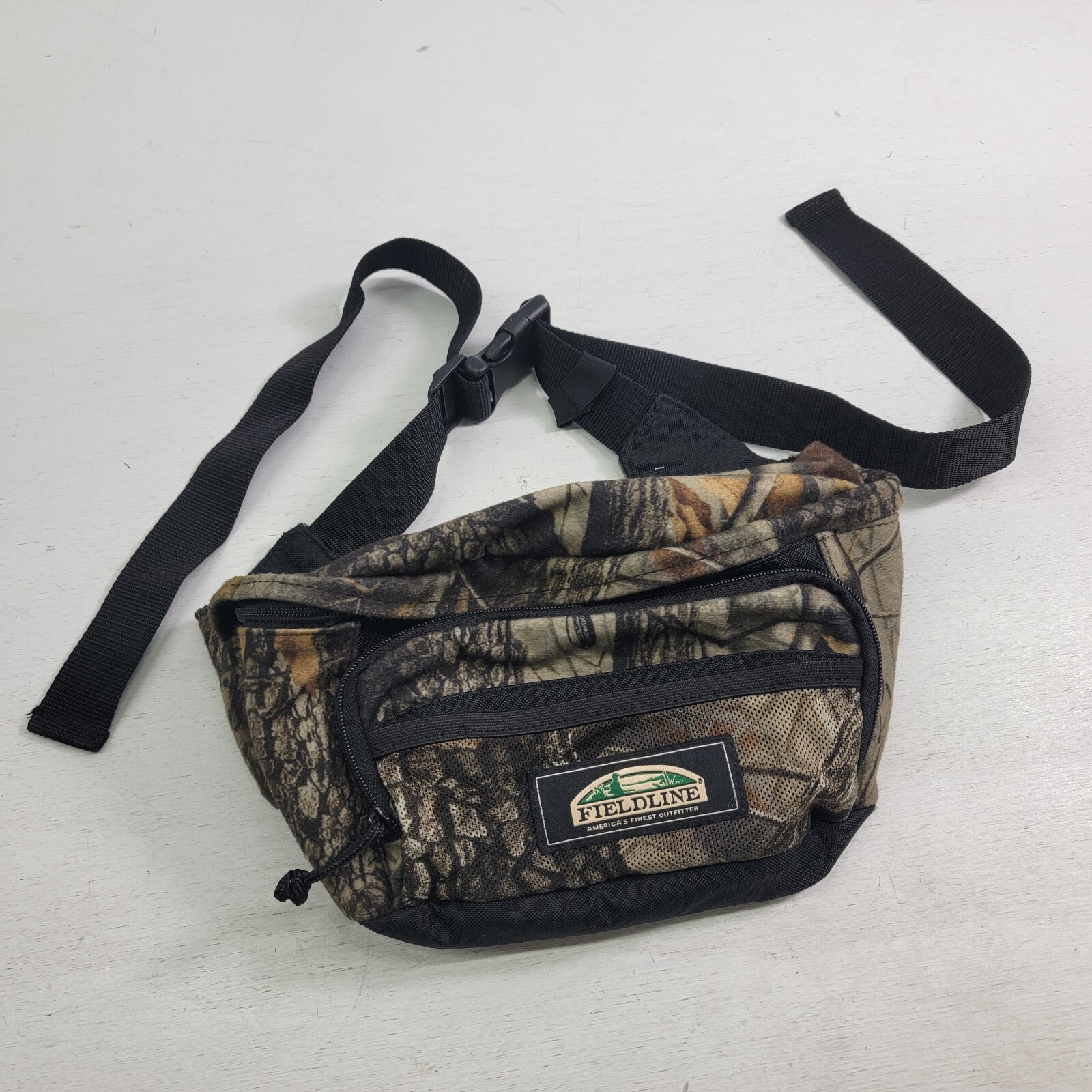 Fieldline Buck Creek II Realtree Hardwoods Camo Fanny Pack Waist Belt Bag EUC