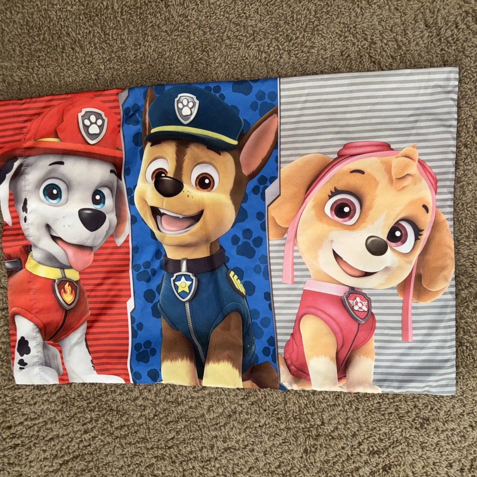 Paw Patrol Double-Sided Standard Pillowcase features 6 pups Good pre-owned cond