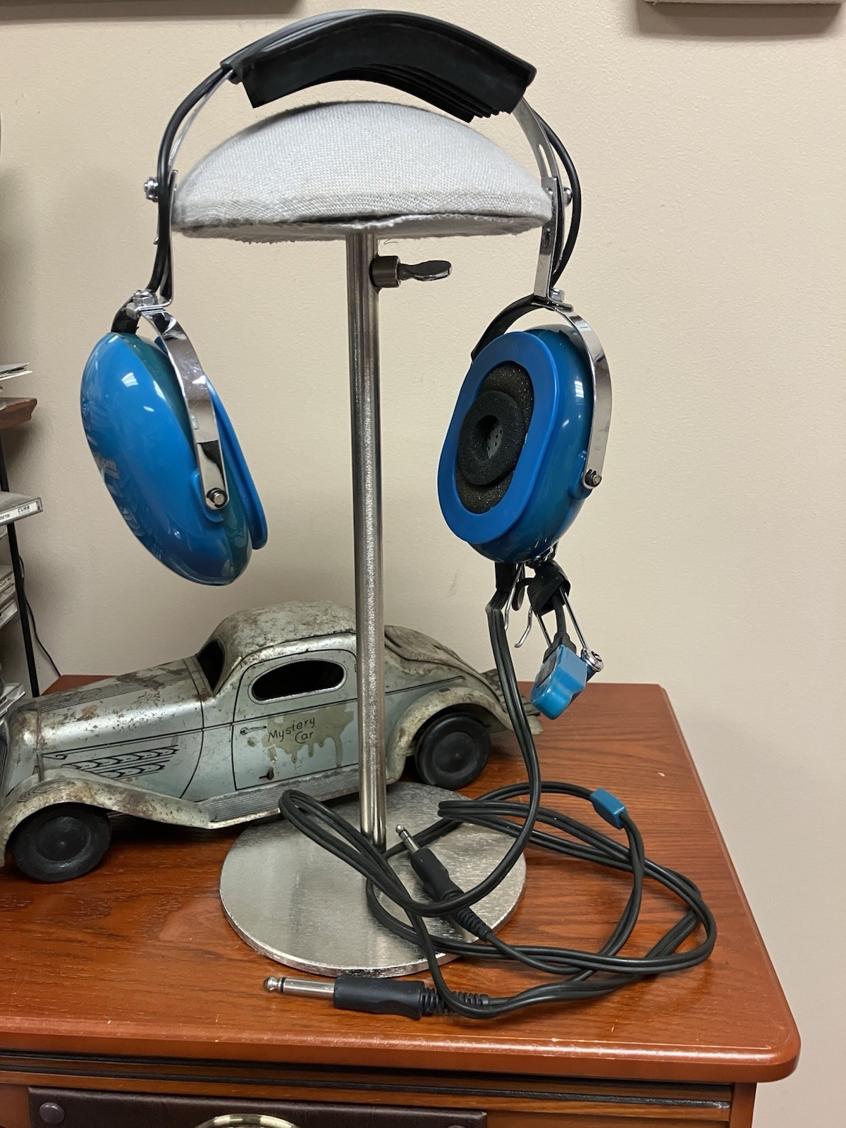 MicroCom Aviation Headset M-40 Headset w/ Microphone