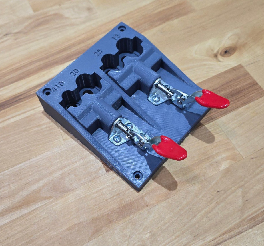 Shotgun Shell Hull Roll Crimp Clamp Vise 4 Station 16G and 28G Variations.