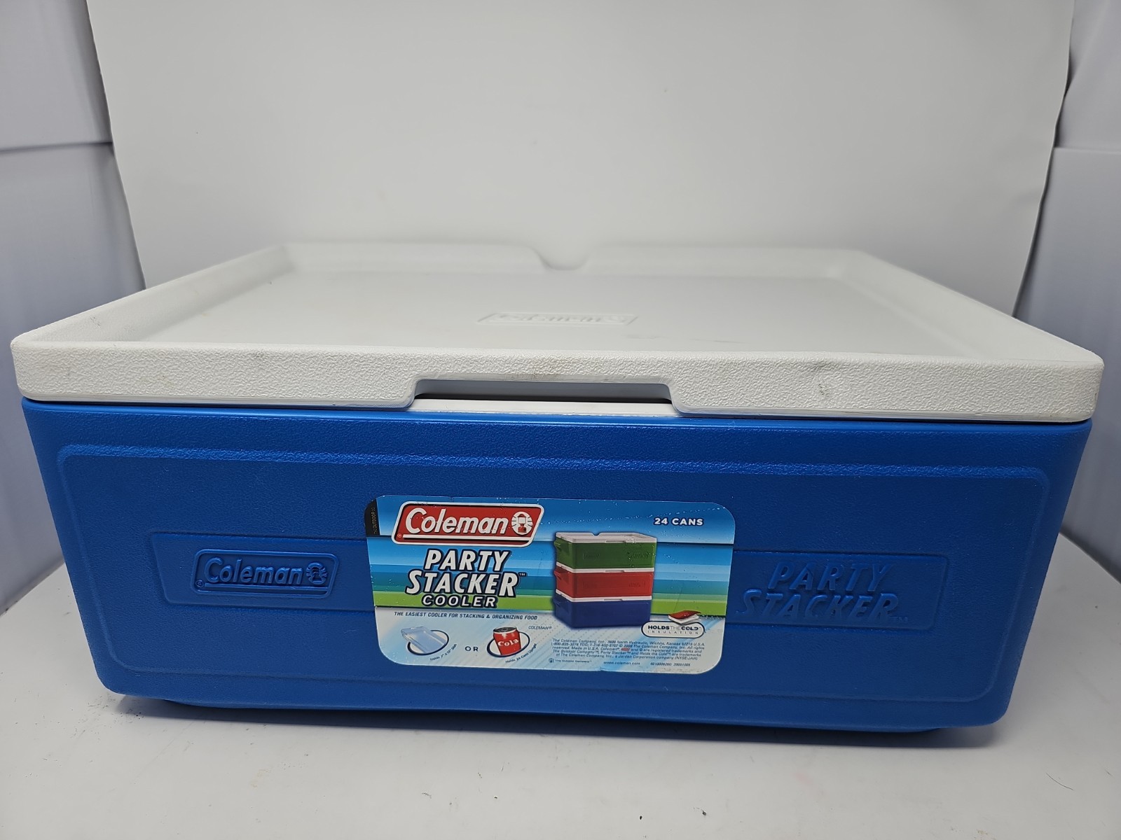 Coleman Party Stacker 6225 Cooler in Blue 24 Cans Defect