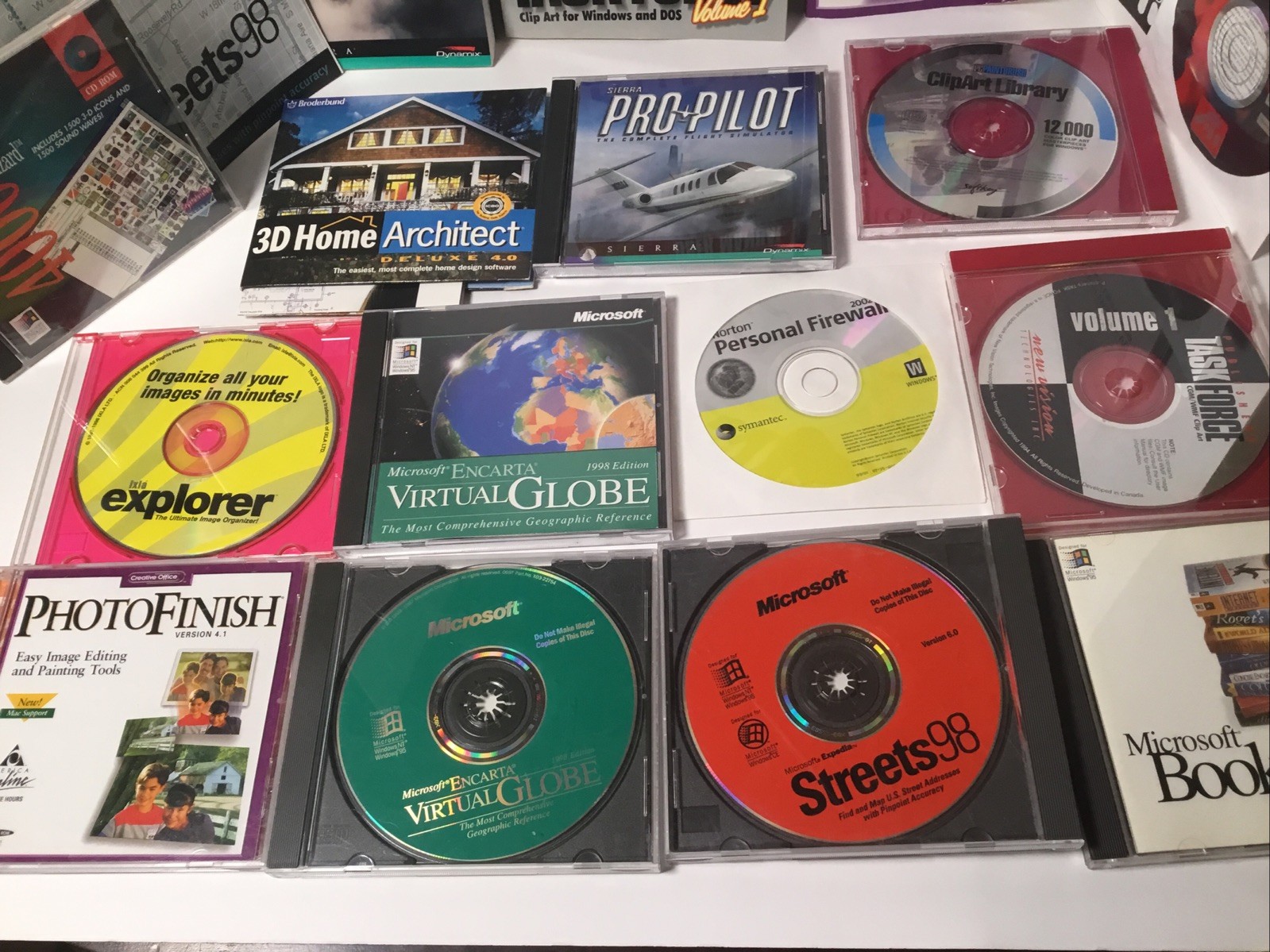 Assortment Of VTG Computer Software Microsoft- Norton- And Some Manuals.