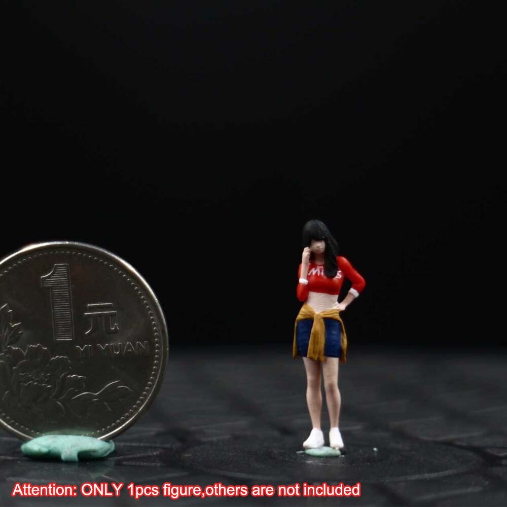 1/64 Fashion Sport Girl Figure Diorama Fit 1:64 Car Street mini sand Macro Scene