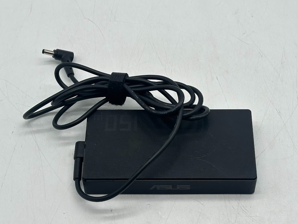 ASUS Triple Display USB Type-C Dock DC300